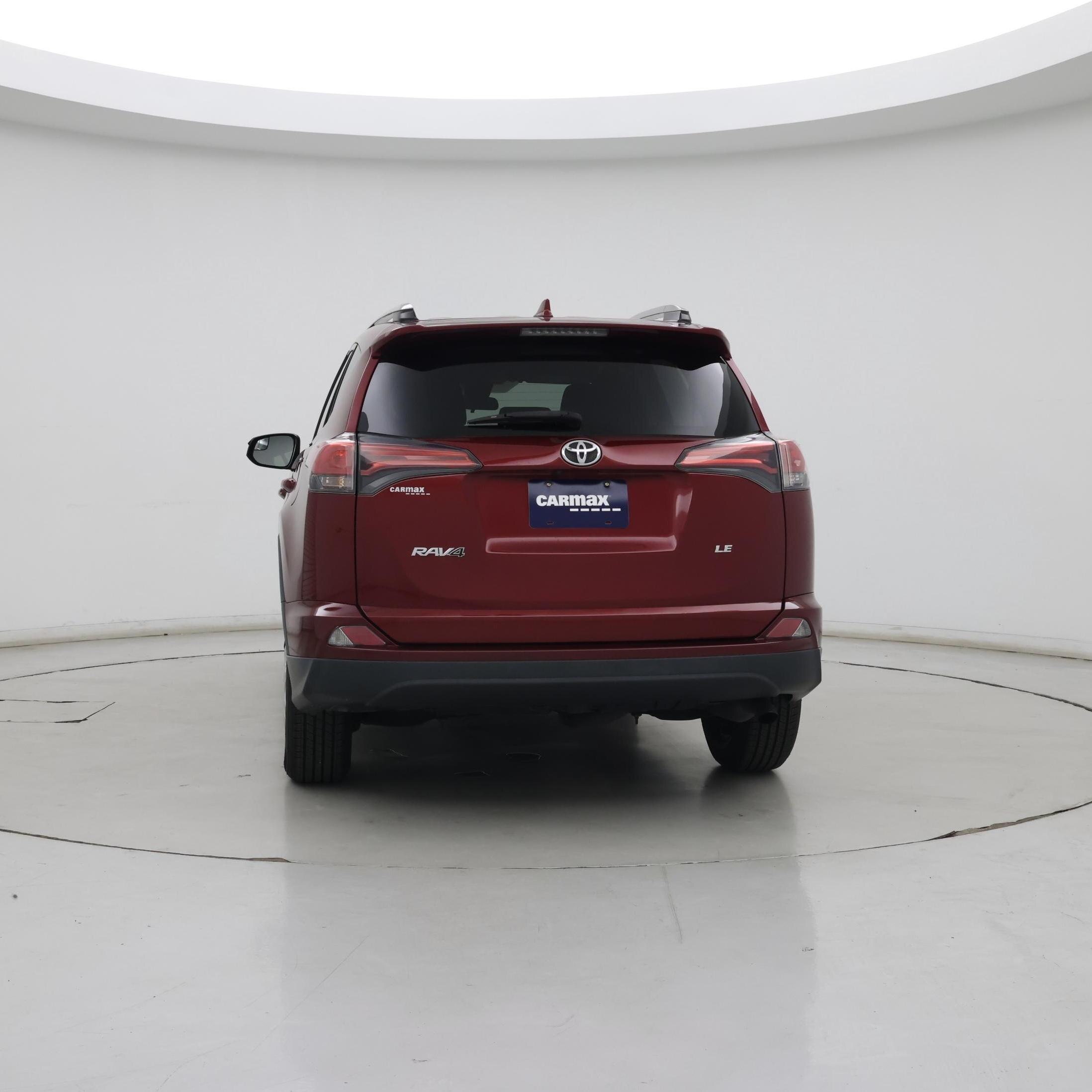 Thumbnail: 2018 Toyota RAV4 - 6