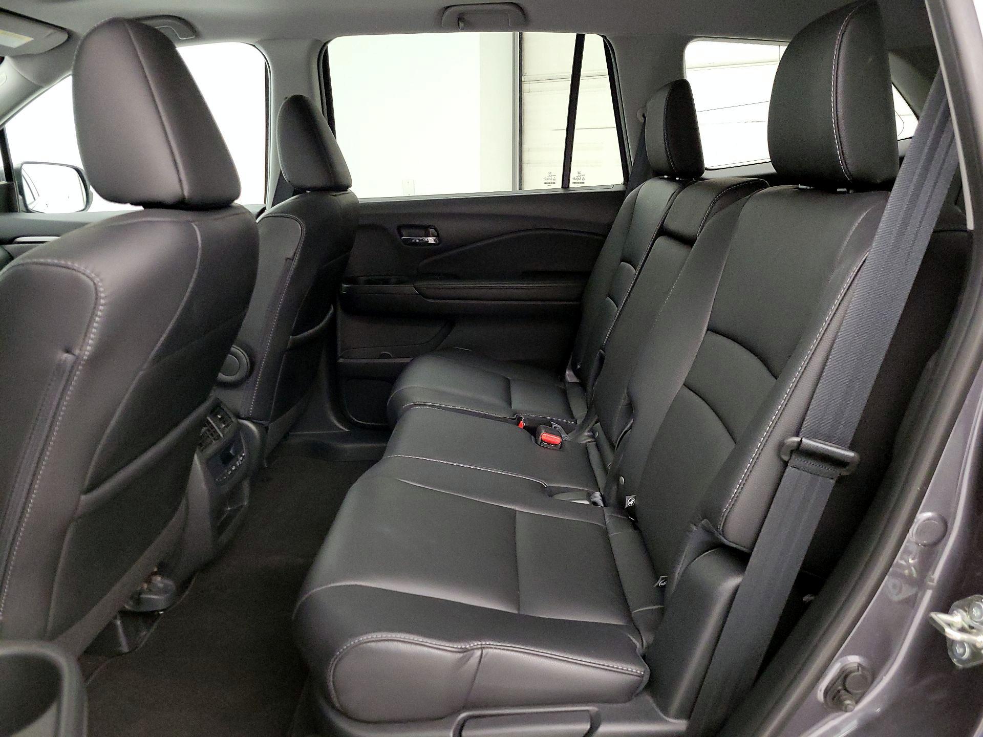 Thumbnail: 2018 Honda Pilot - 20