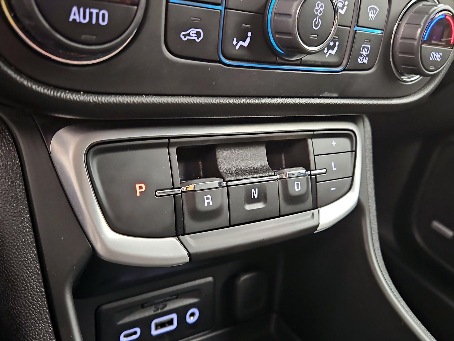 Thumbnail: 2022 GMC Terrain - 18