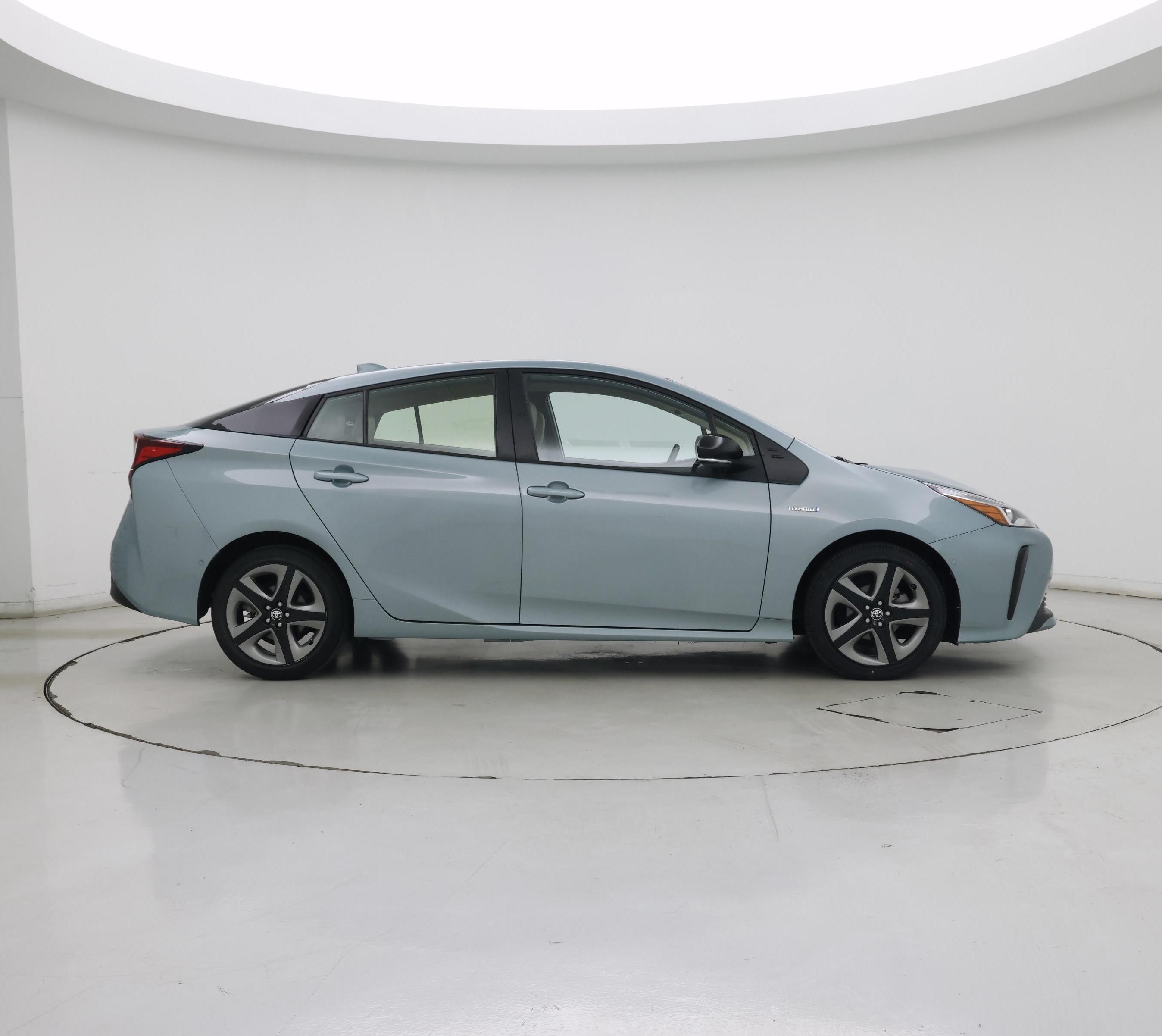 Thumbnail: 2021 Toyota Prius - 7