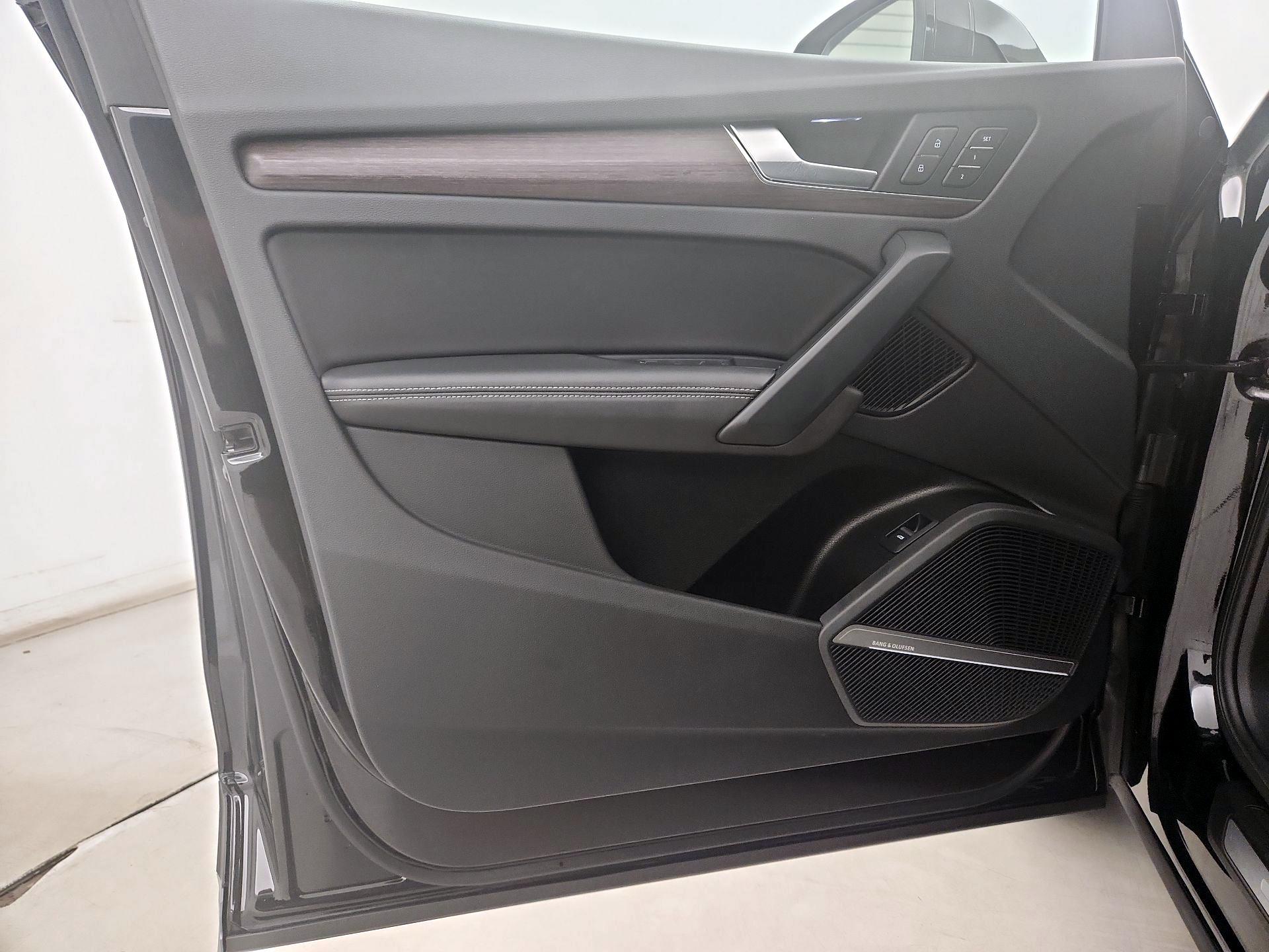 Thumbnail: 2021 Audi Q5 - 12
