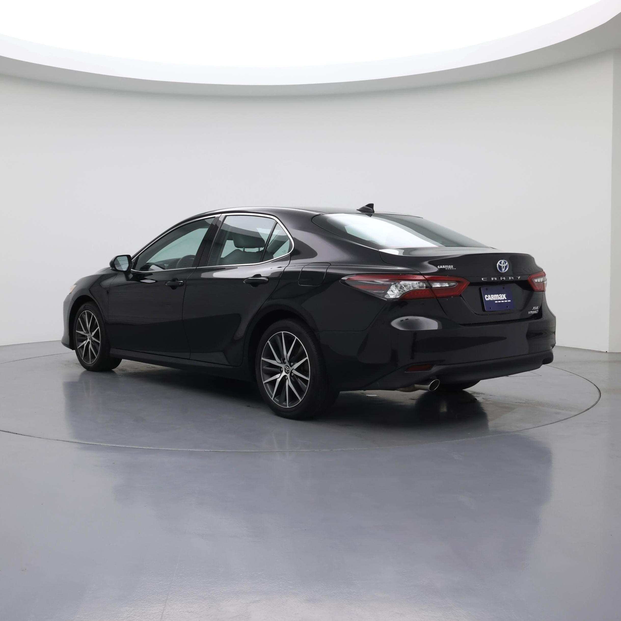 Thumbnail: 2022 Toyota Camry - 2