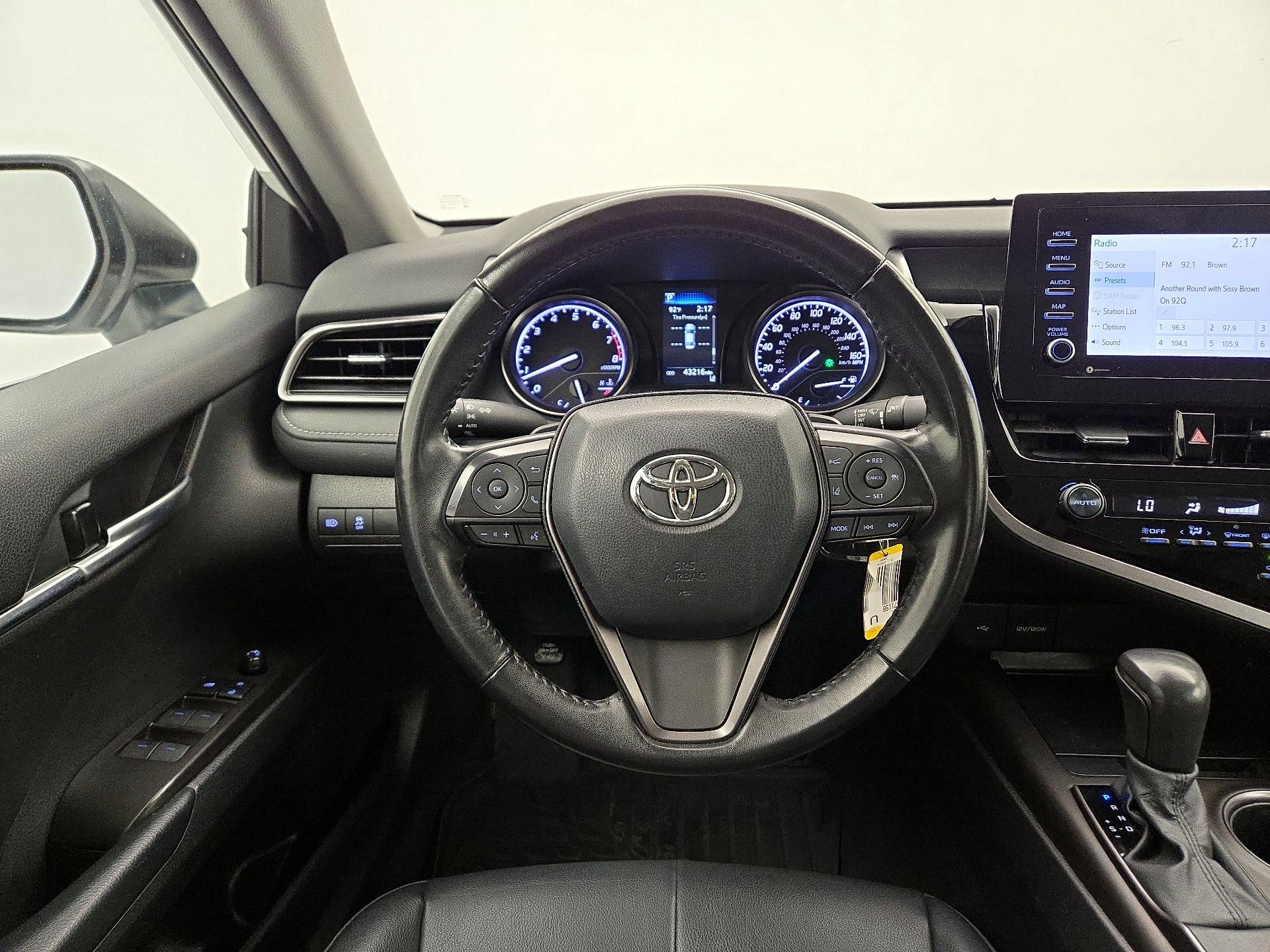 Thumbnail: 2021 Toyota Camry - 10