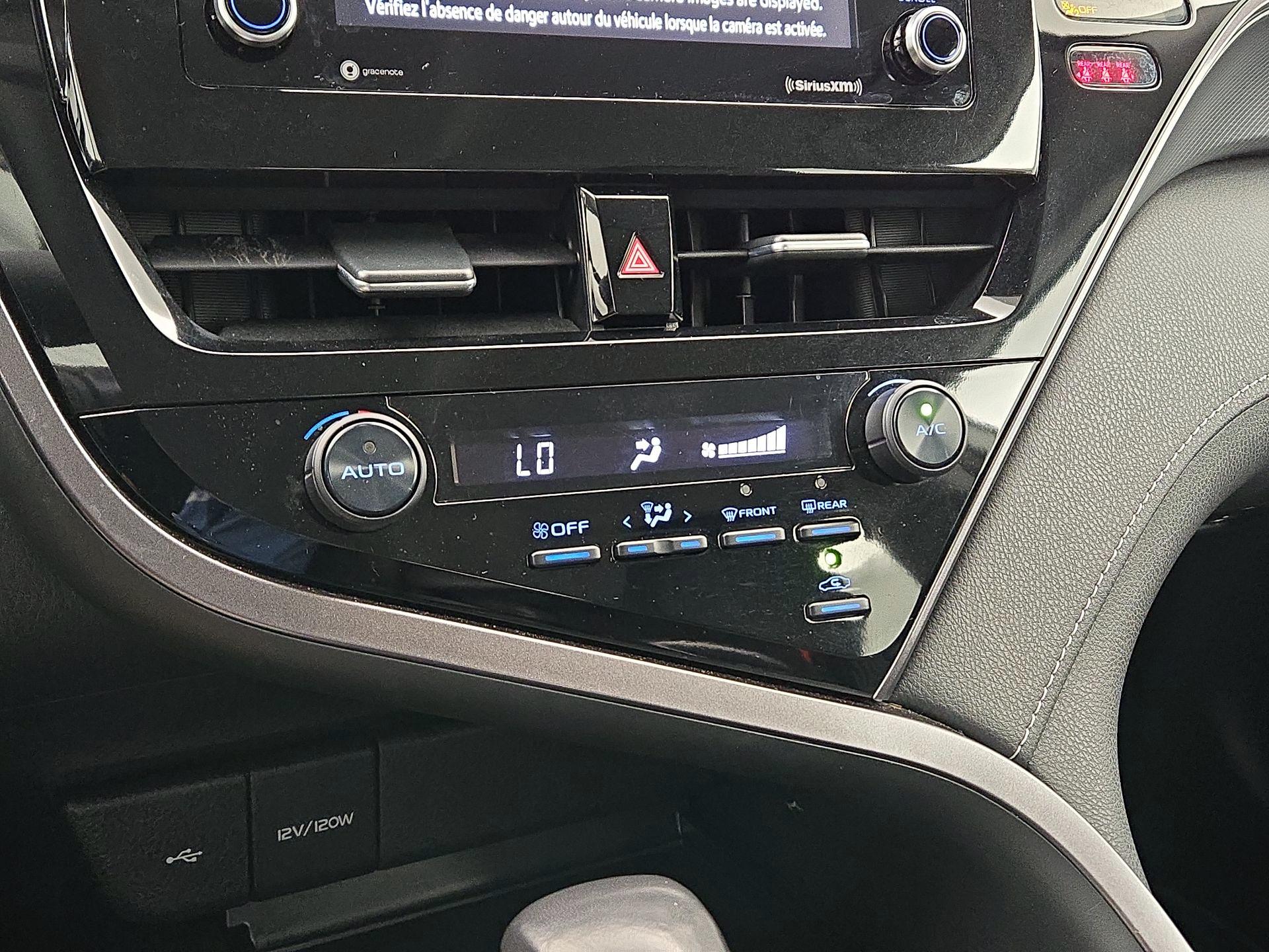 Thumbnail: 2021 Toyota Camry - 16