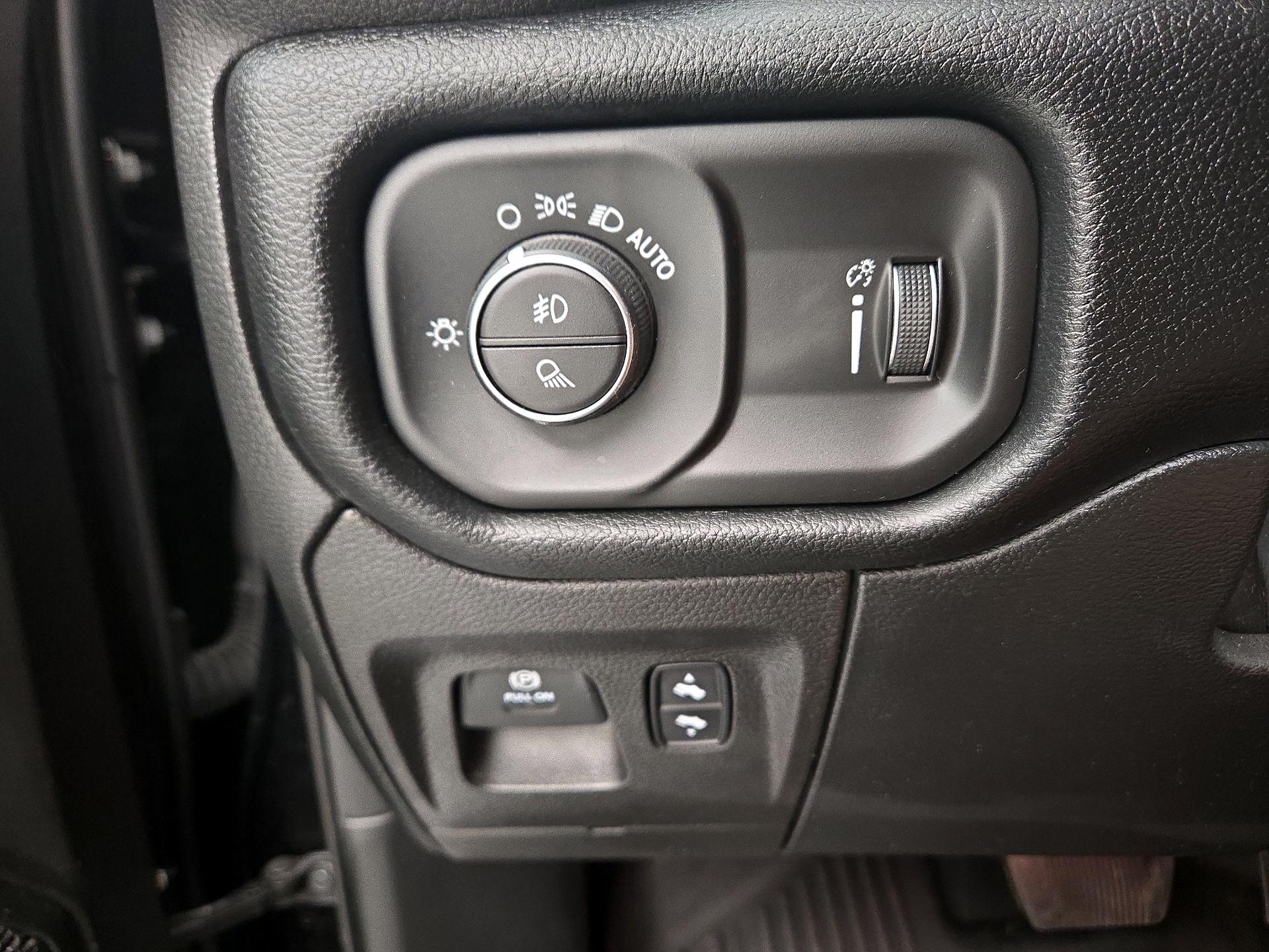 Thumbnail: 2022 RAM 1500 - 13