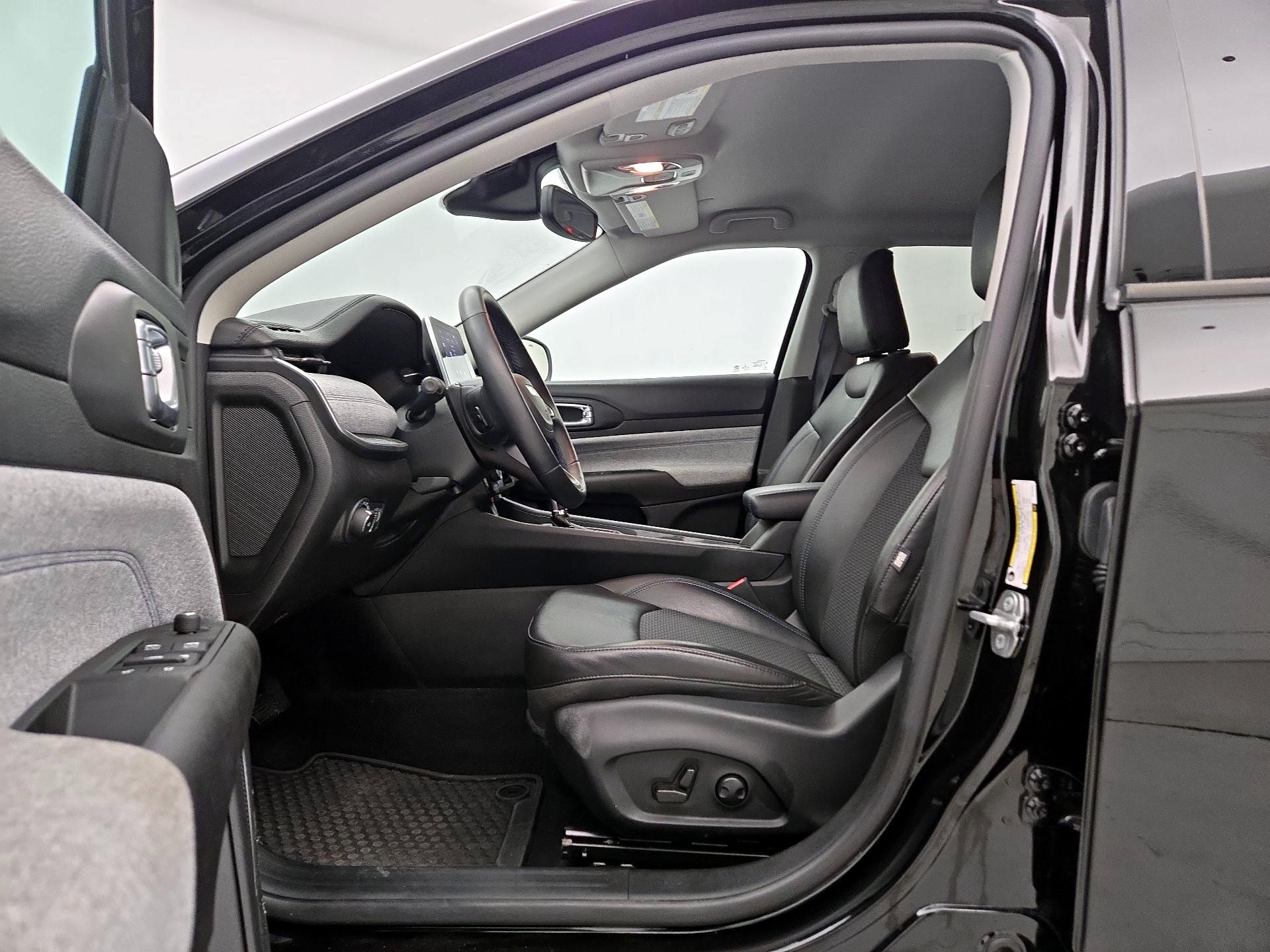 Thumbnail: 2022 Jeep Compass - 11