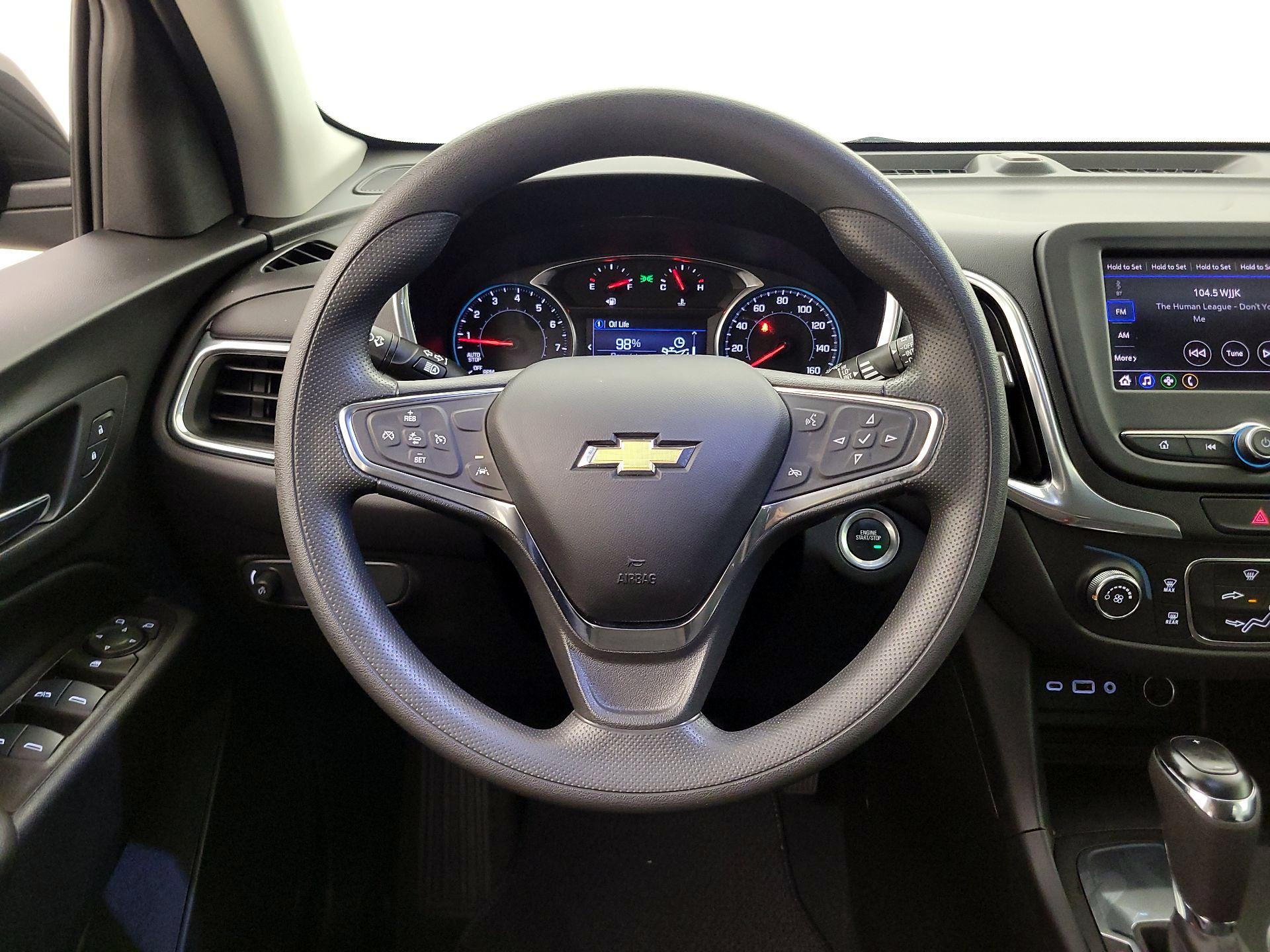 Thumbnail: 2021 Chevrolet Equinox - 10
