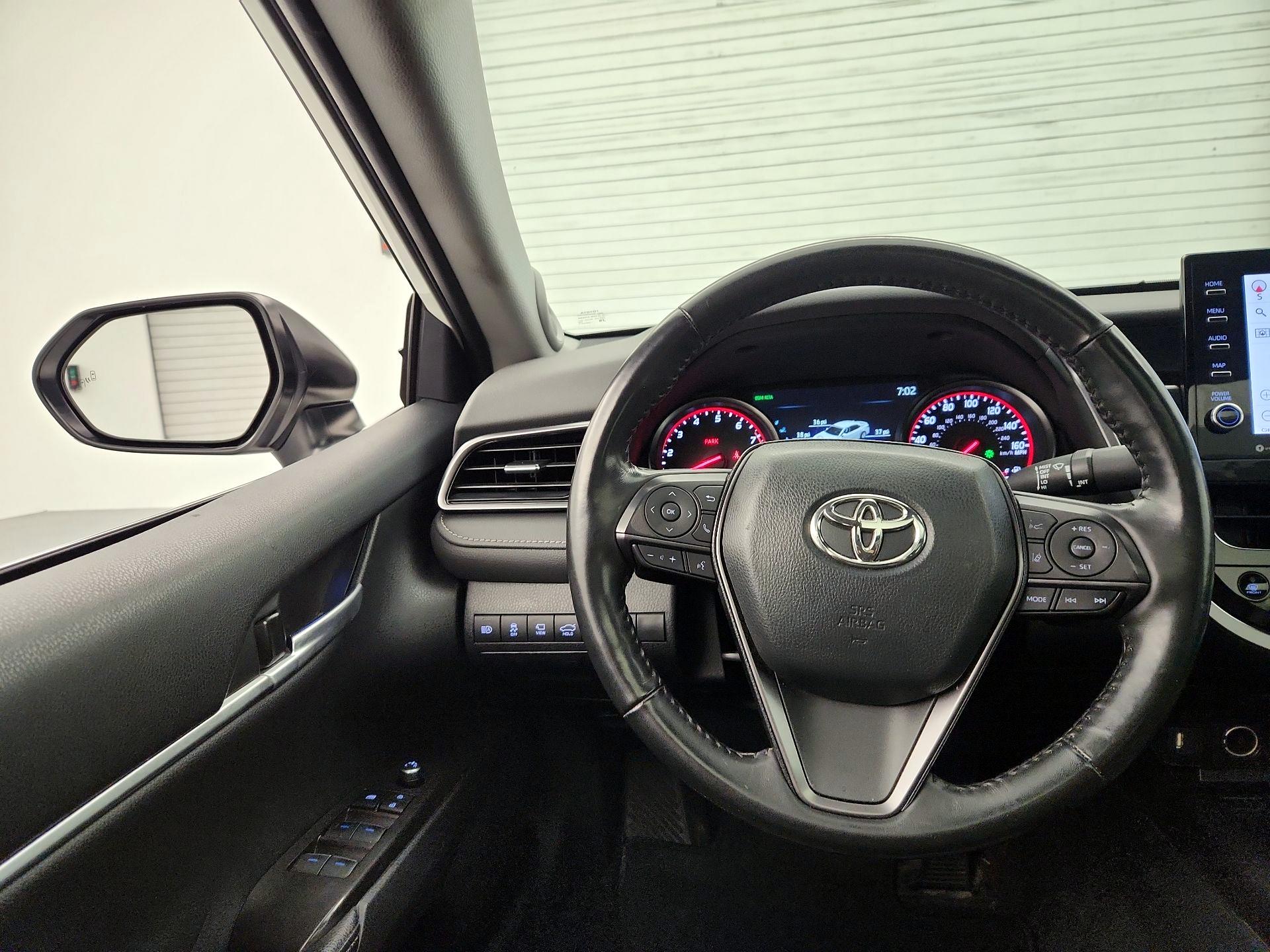 Thumbnail: 2023 Toyota Camry - 10