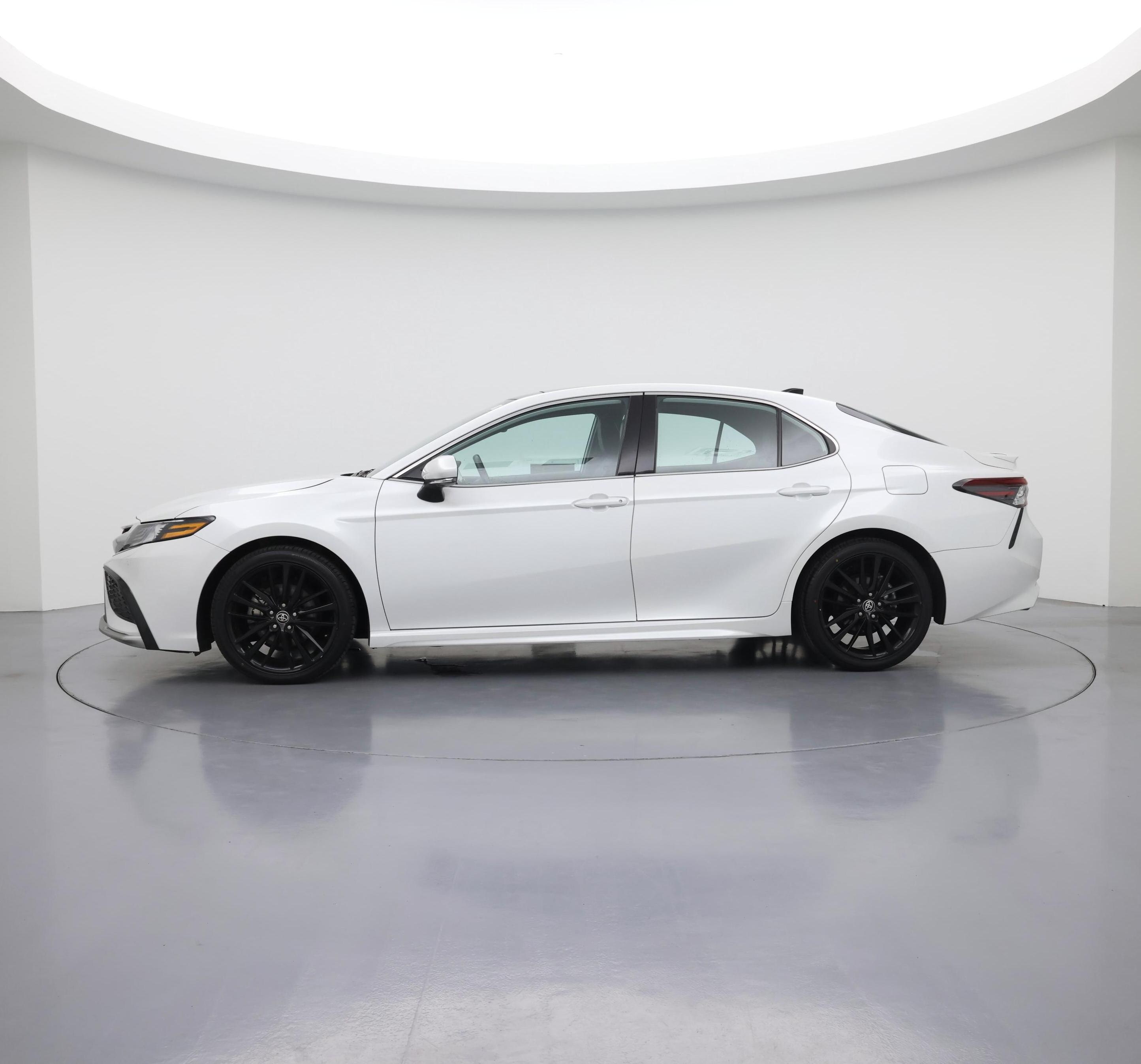 Thumbnail: 2023 Toyota Camry - 3