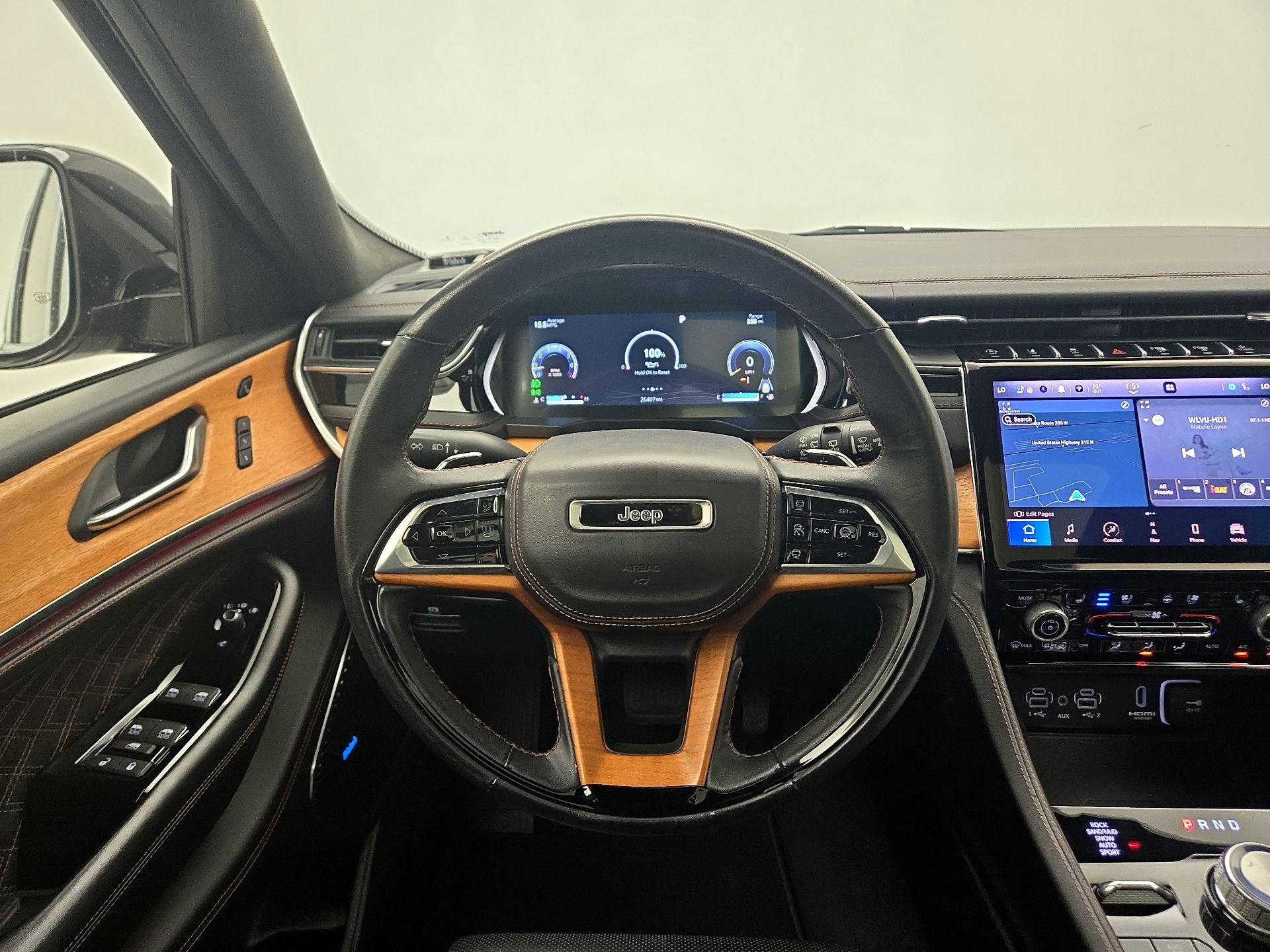 Thumbnail: 2022 Jeep Grand Cherokee - 10