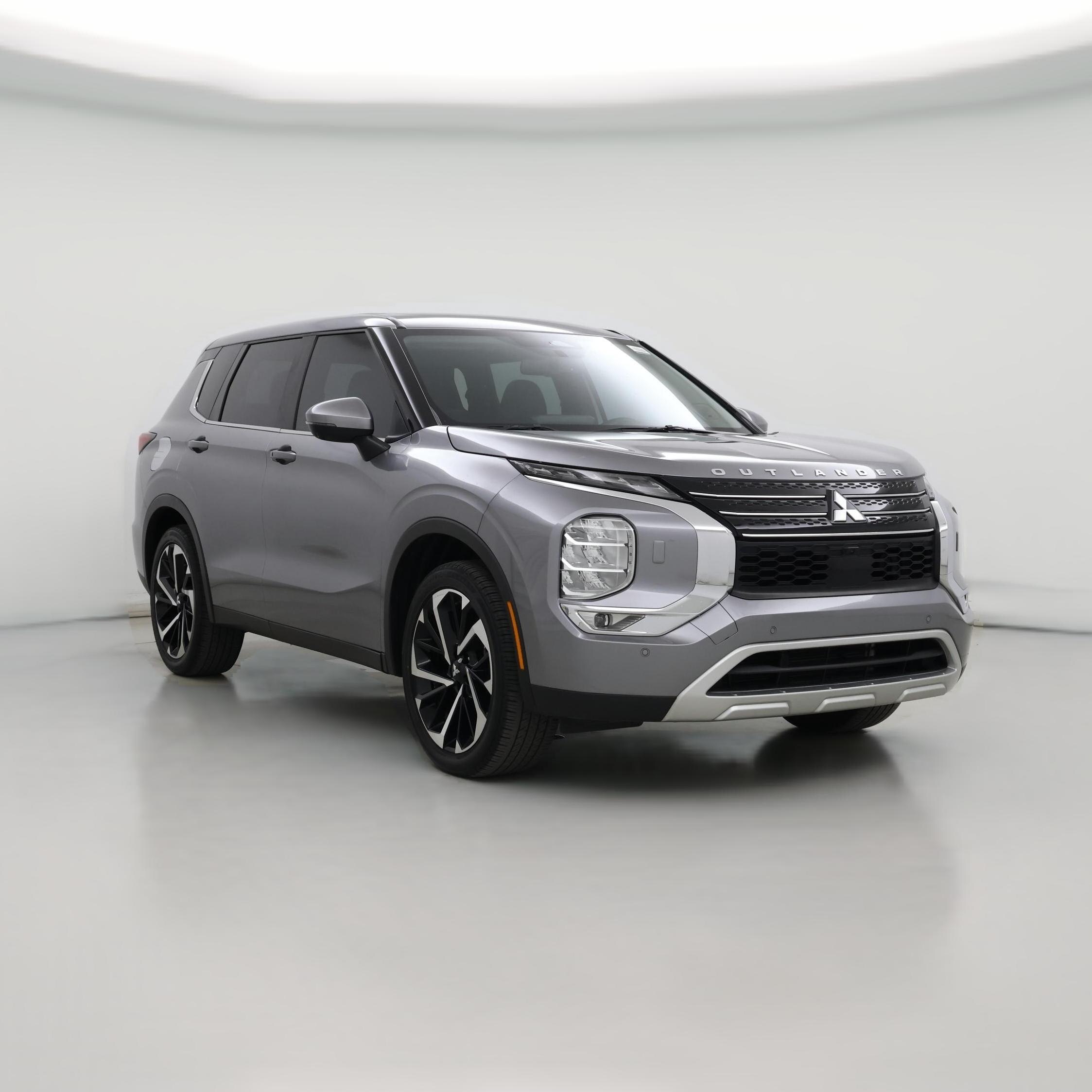 Thumbnail: 2022 Mitsubishi Outlander - 1