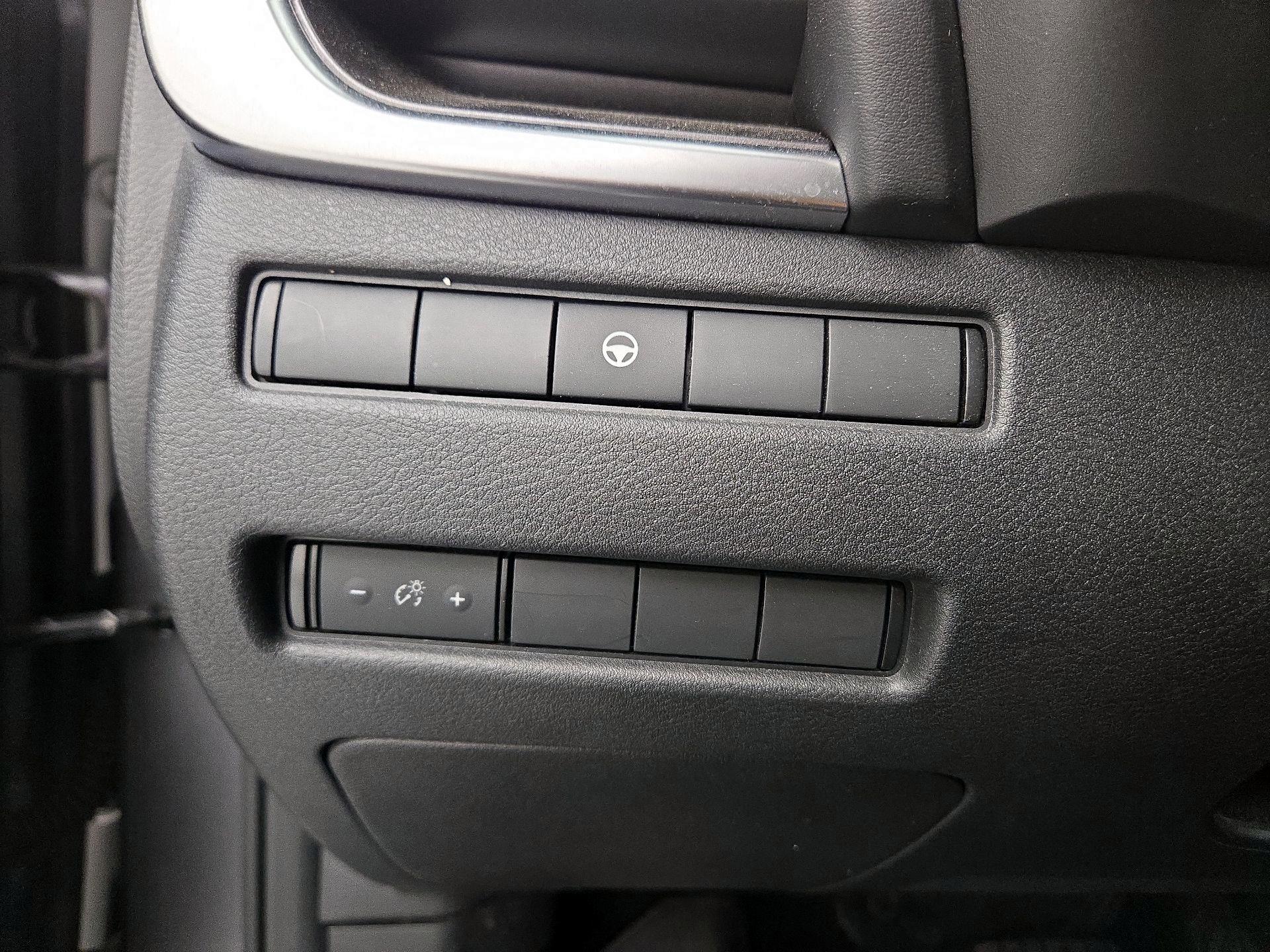 Thumbnail: 2023 Nissan Rogue - 13