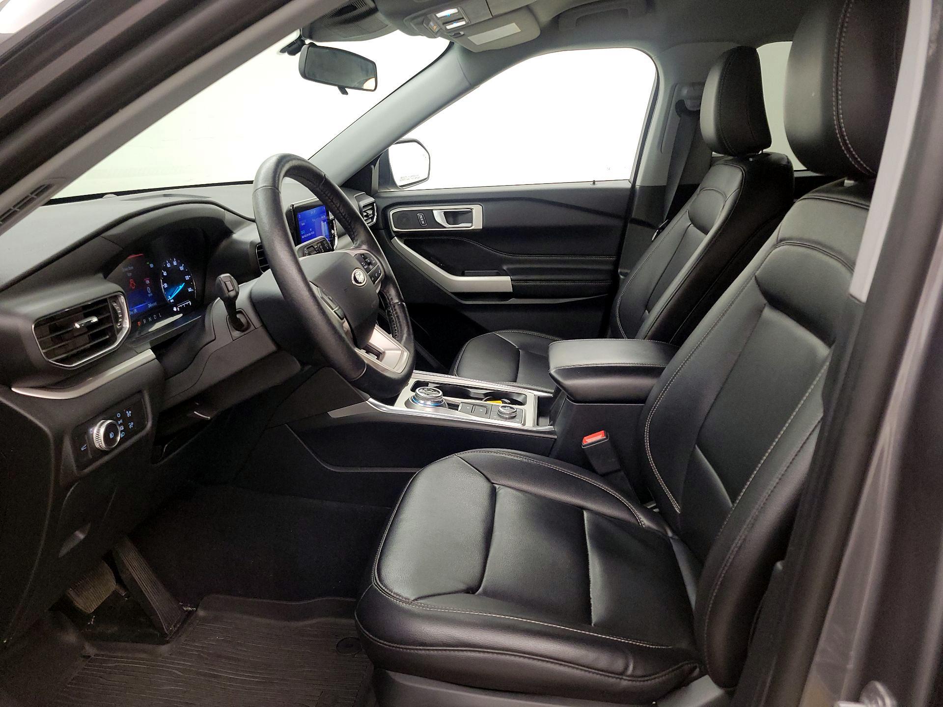 Thumbnail: 2021 Ford Explorer - 11