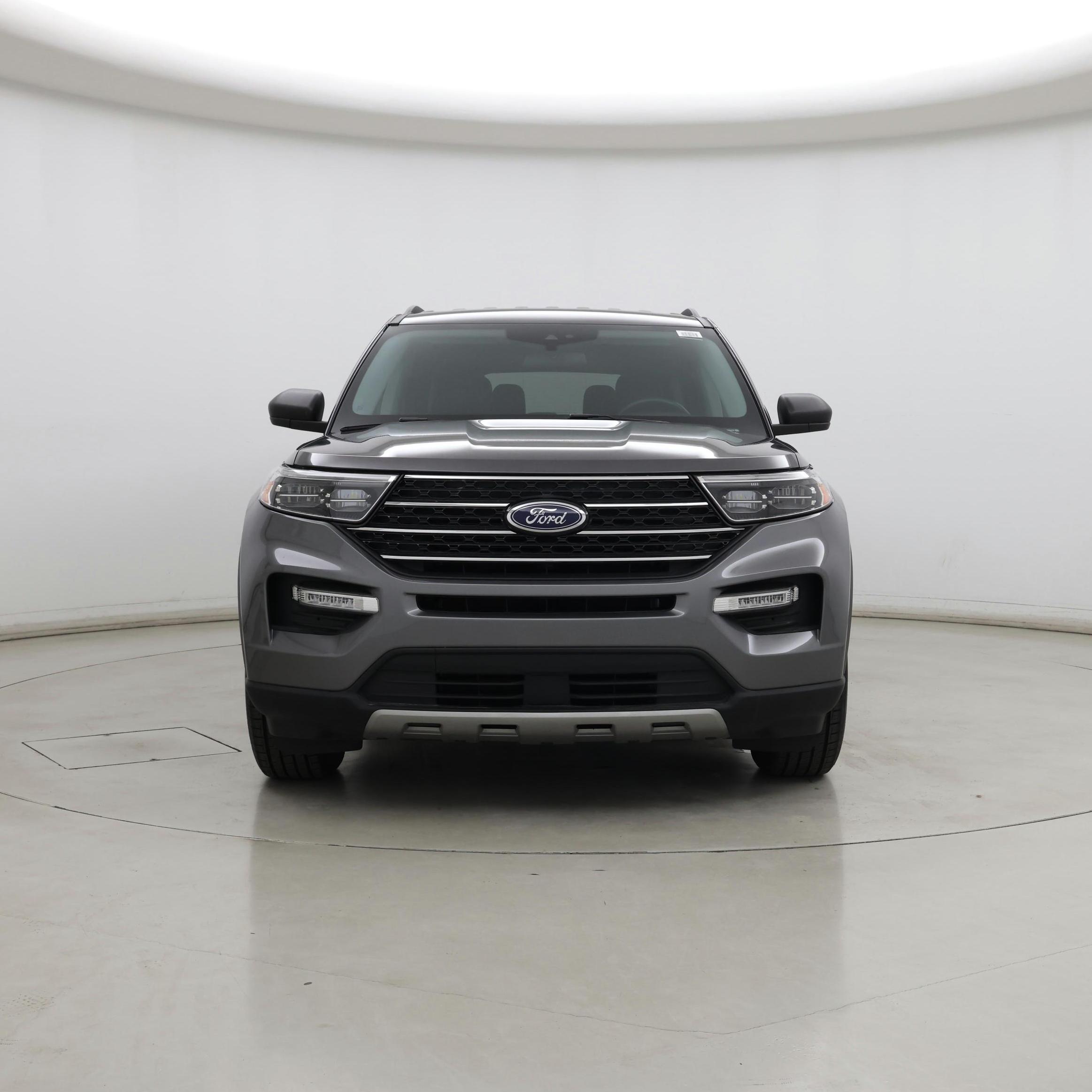 Thumbnail: 2021 Ford Explorer - 5