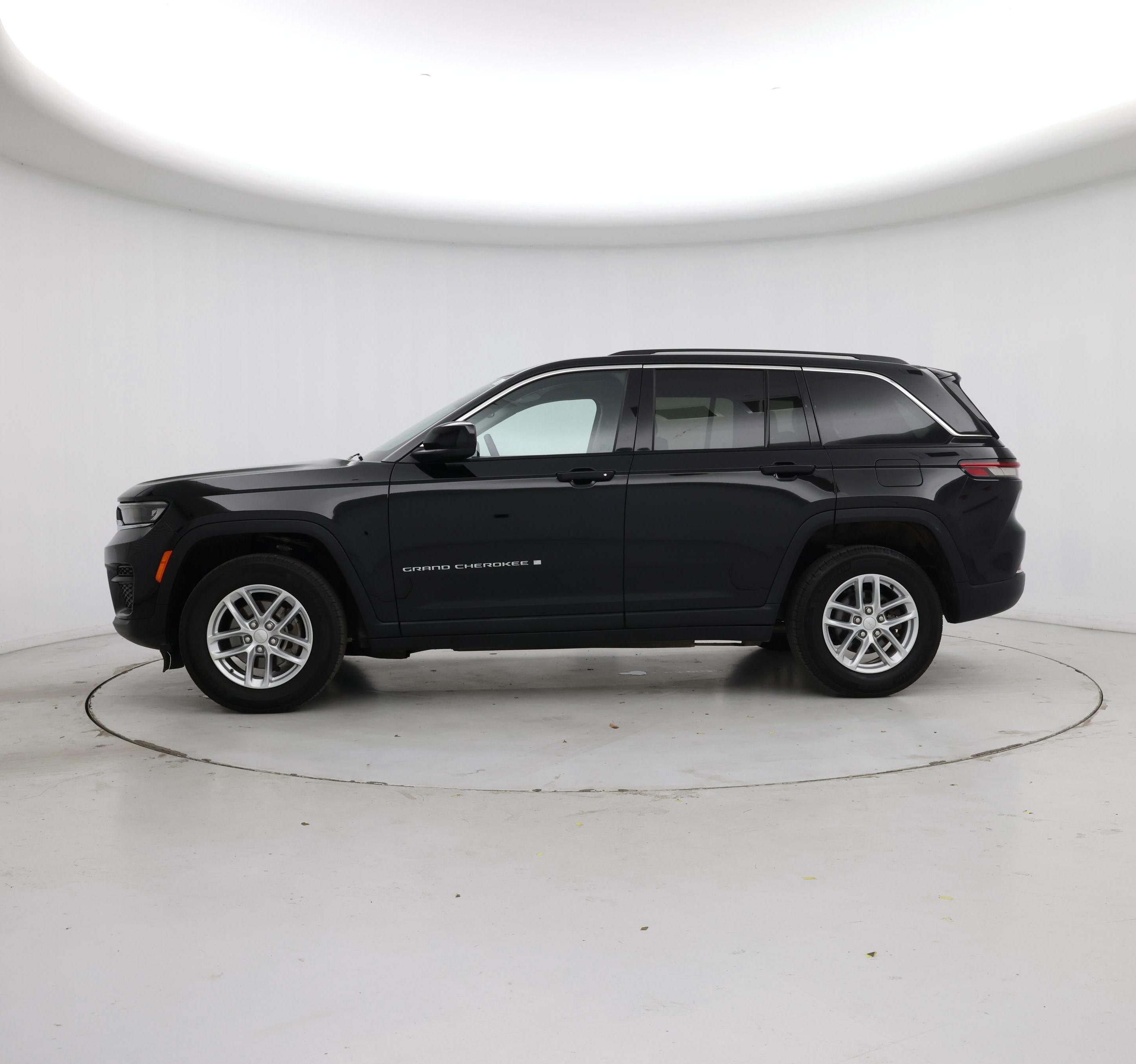 Thumbnail: 2023 Jeep Grand Cherokee - 3