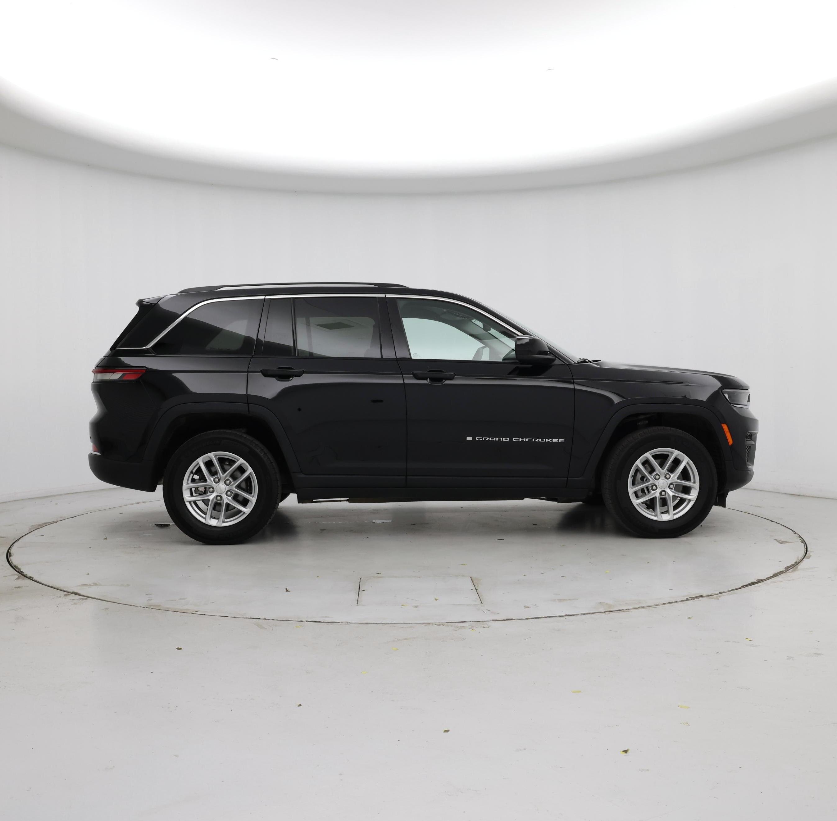 Thumbnail: 2023 Jeep Grand Cherokee - 7