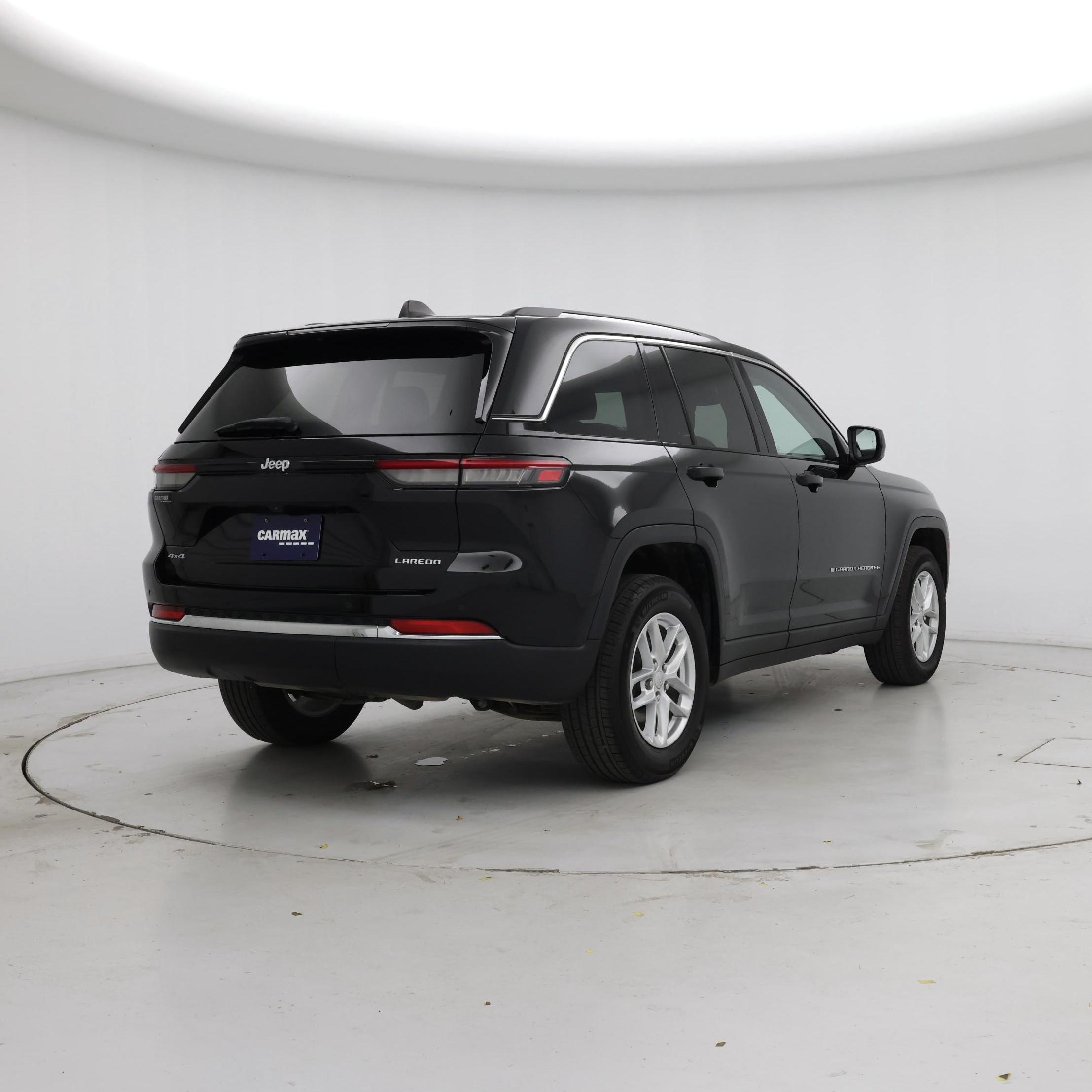 Thumbnail: 2023 Jeep Grand Cherokee - 8