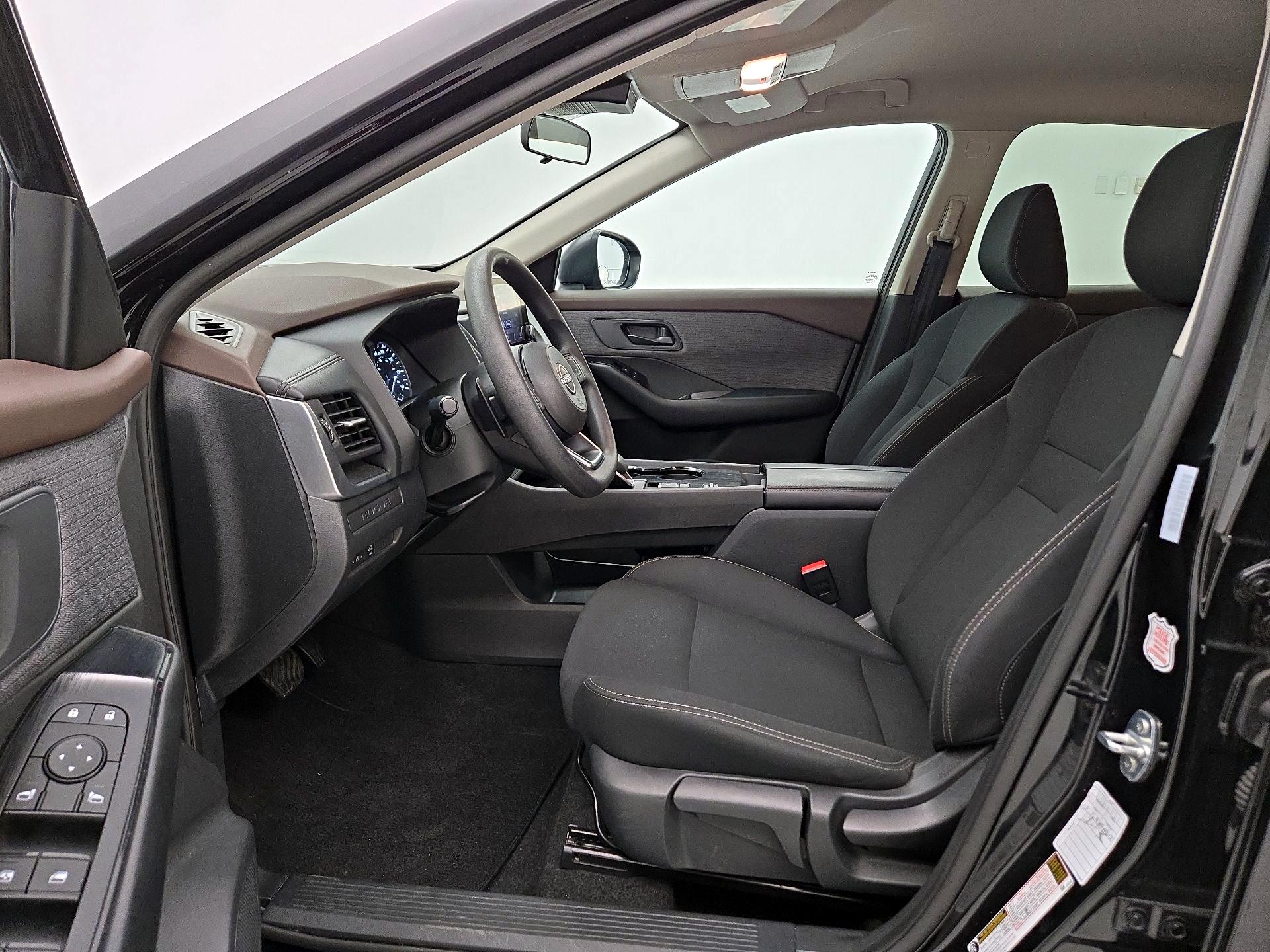 Thumbnail: 2023 Nissan Rogue - 11