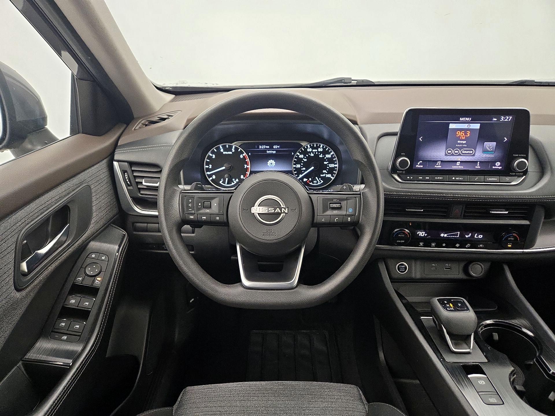 Thumbnail: 2023 Nissan Rogue - 10