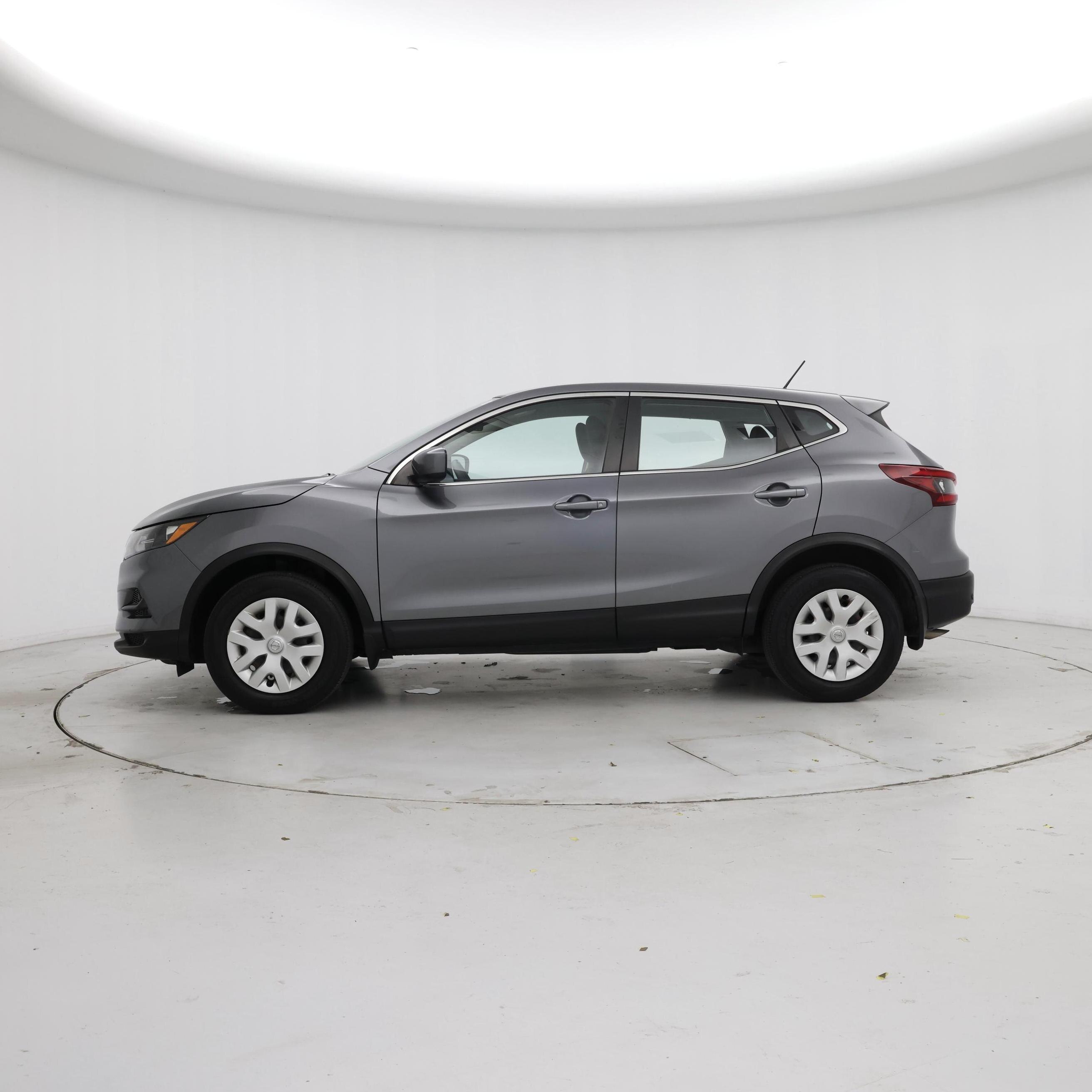 Thumbnail: 2020 Nissan Rogue Sport - 3