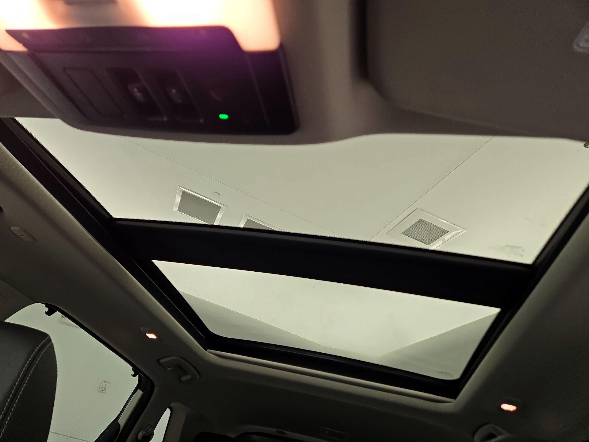 Thumbnail: 2022 Nissan Rogue - 19