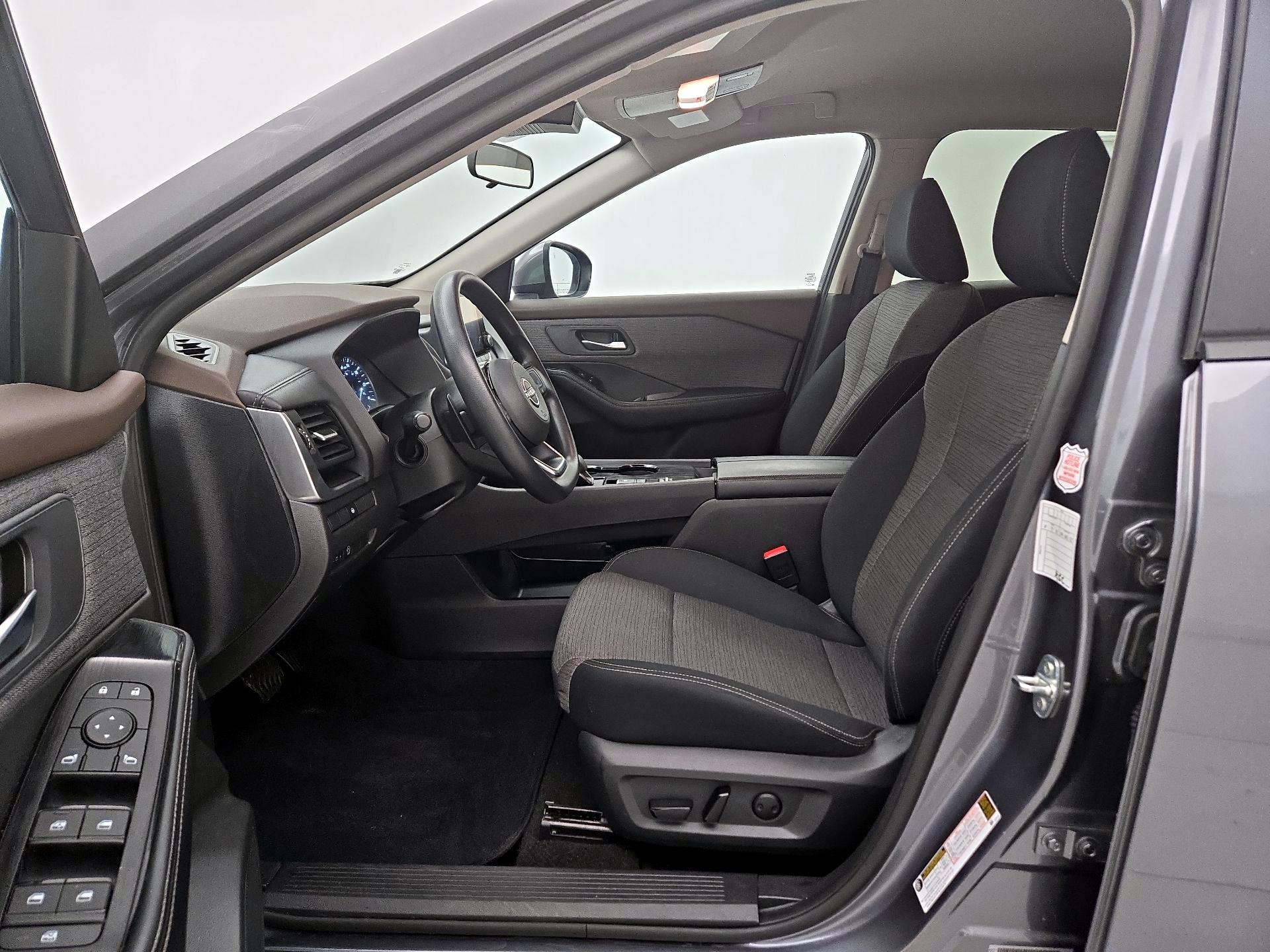 Thumbnail: 2023 Nissan Rogue - 11