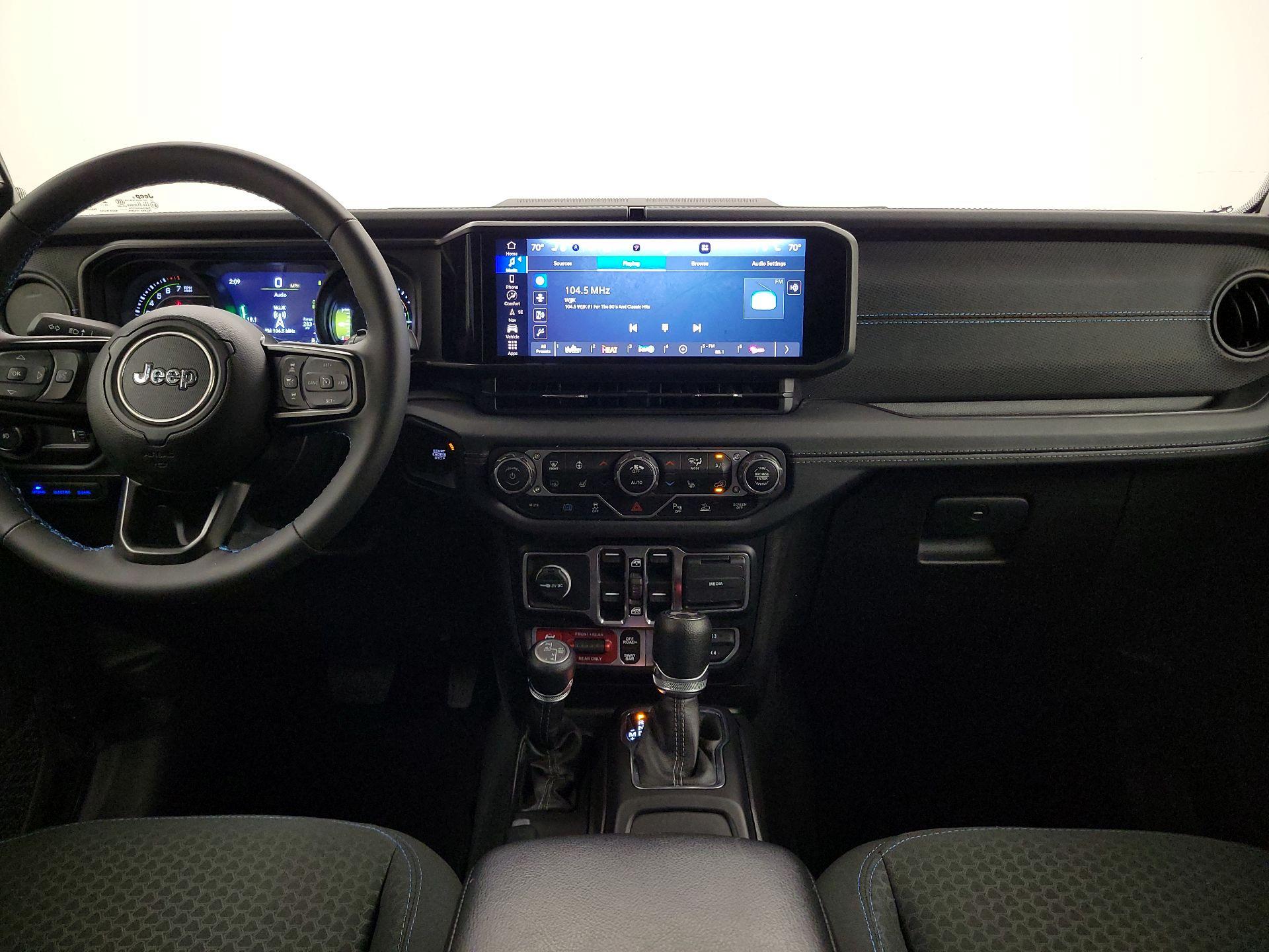 Thumbnail: 2024 Jeep Wrangler - 9