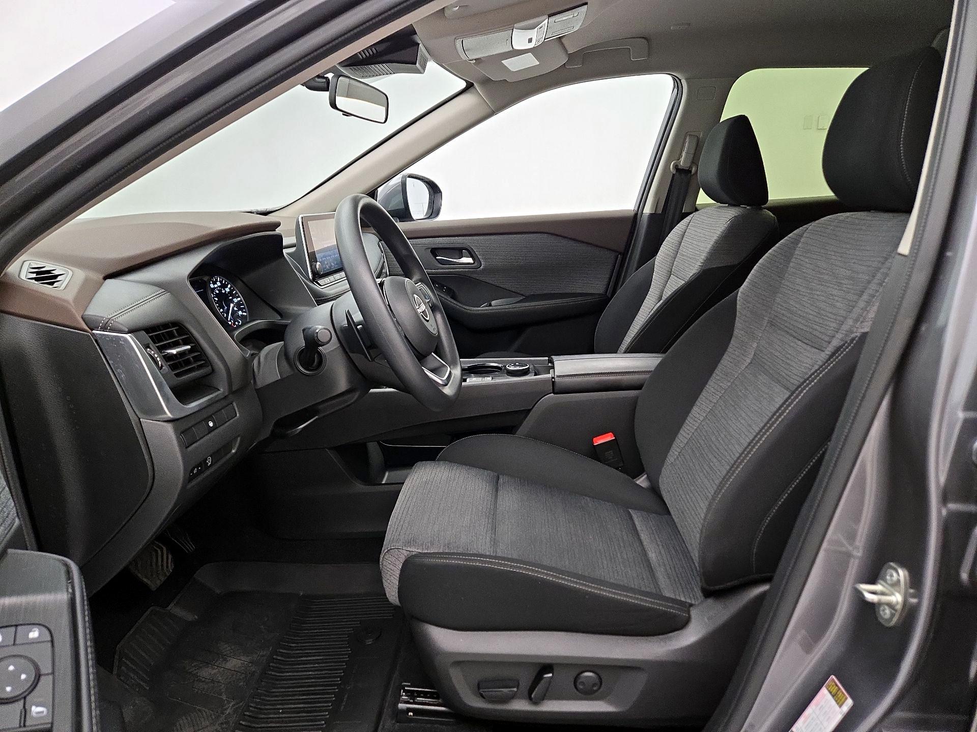 Thumbnail: 2023 Nissan Rogue - 11