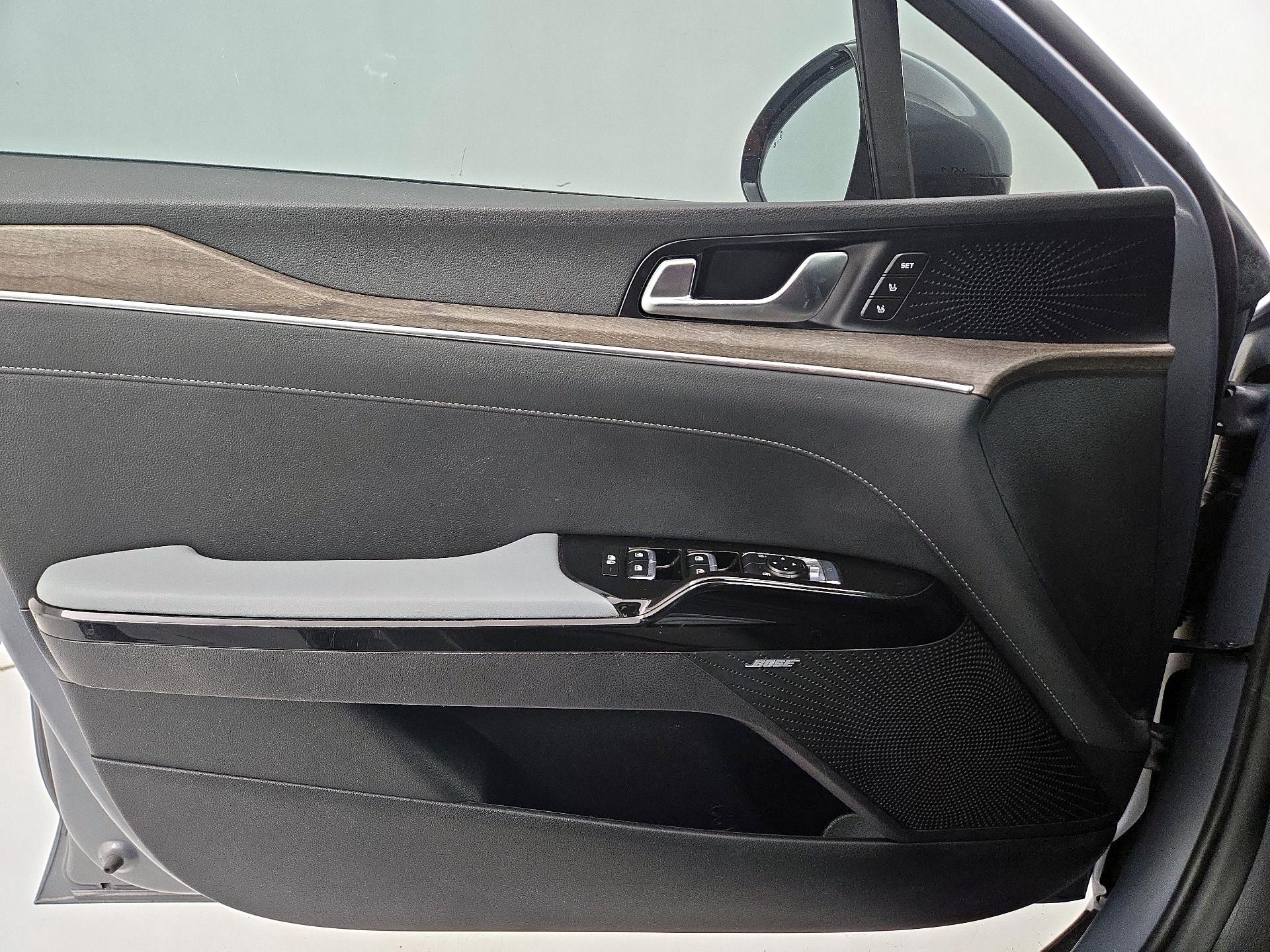 Thumbnail: 2022 Kia K5 - 12