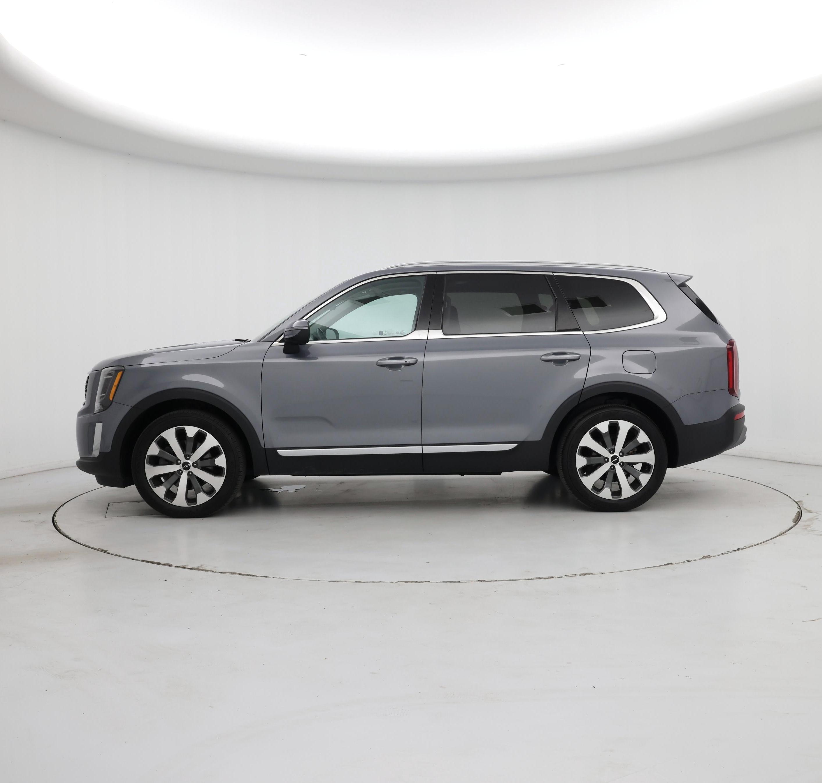 Thumbnail: 2022 Kia Telluride - 3