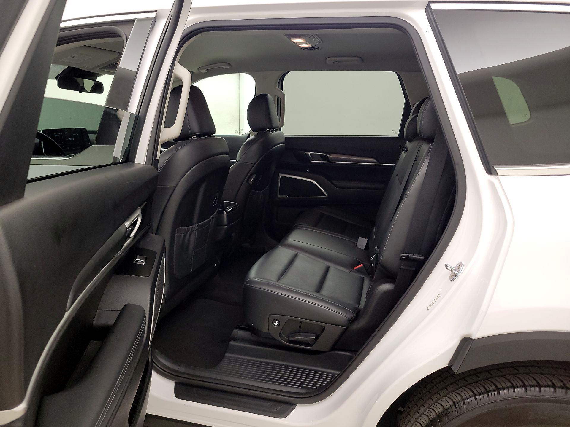 Thumbnail: 2021 Kia Telluride - 19