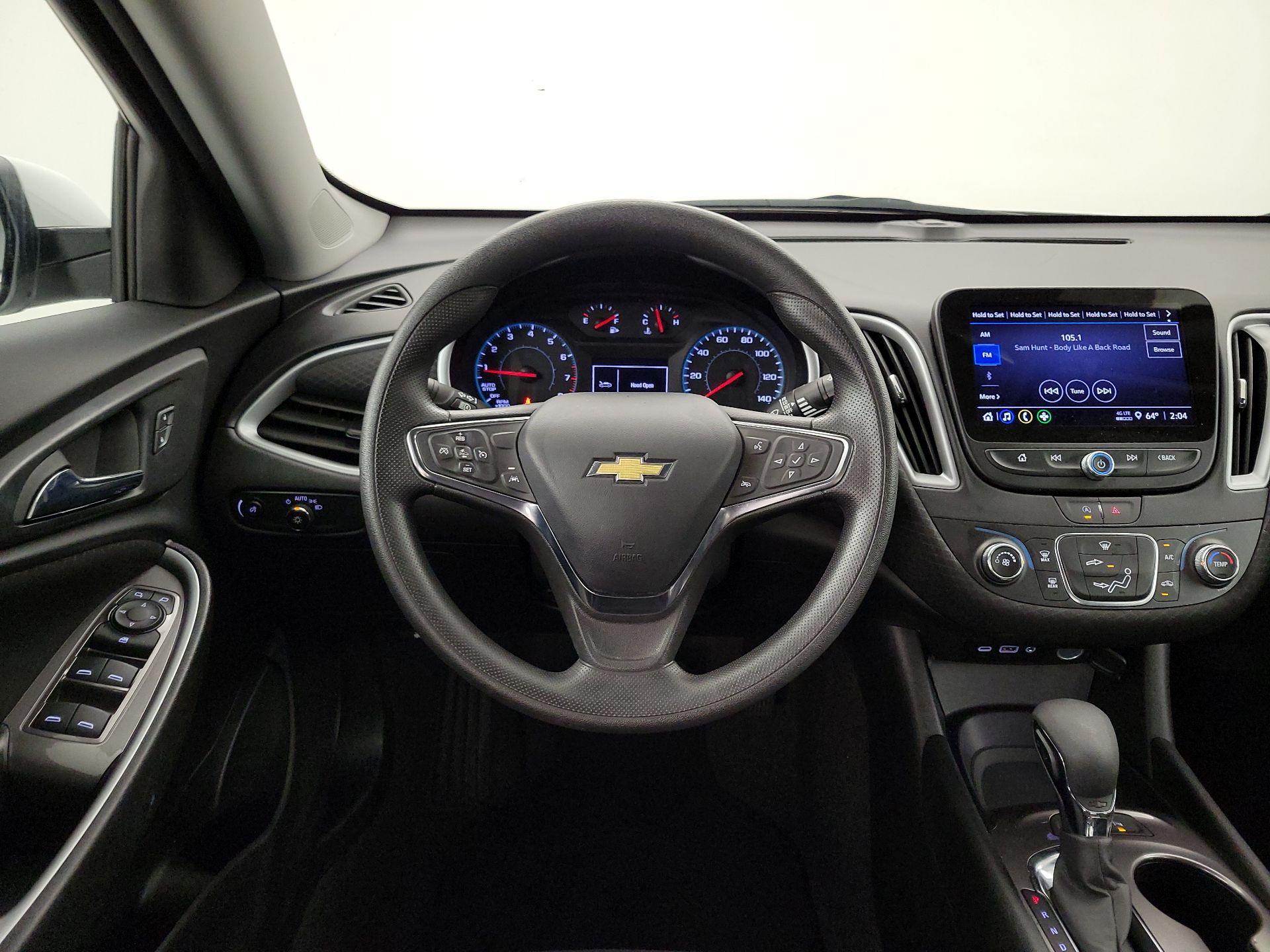 Thumbnail: 2023 Chevrolet Malibu - 10