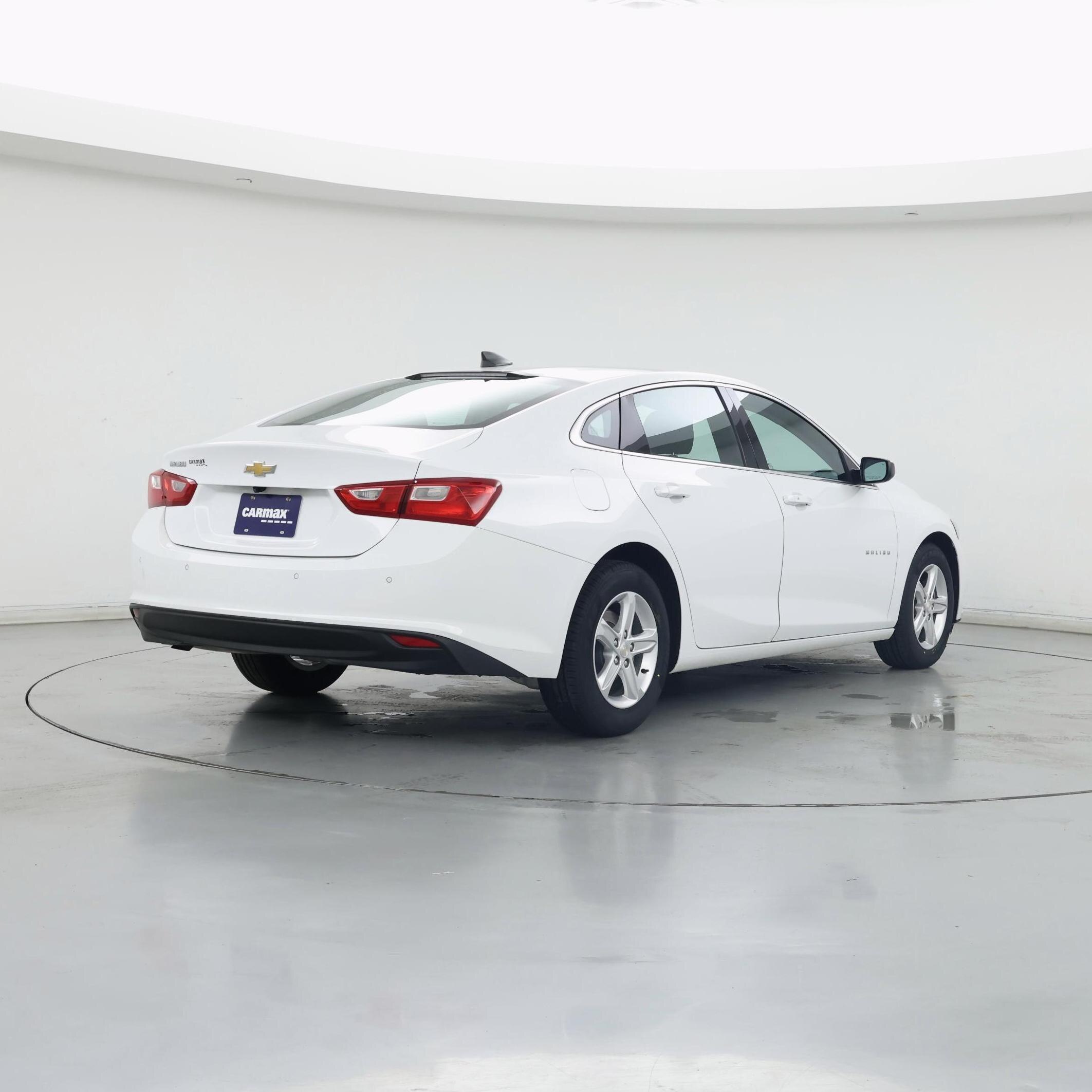 Thumbnail: 2023 Chevrolet Malibu - 8