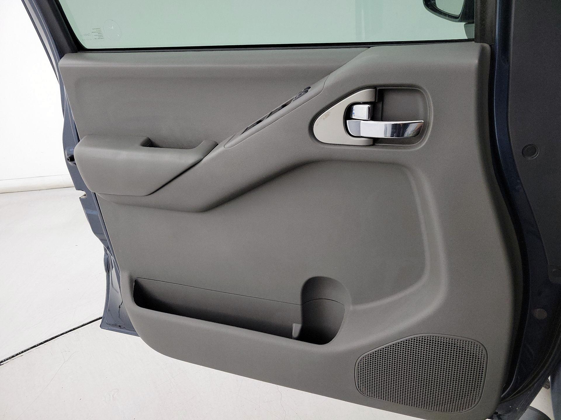 Thumbnail: 2014 Nissan Frontier - 12