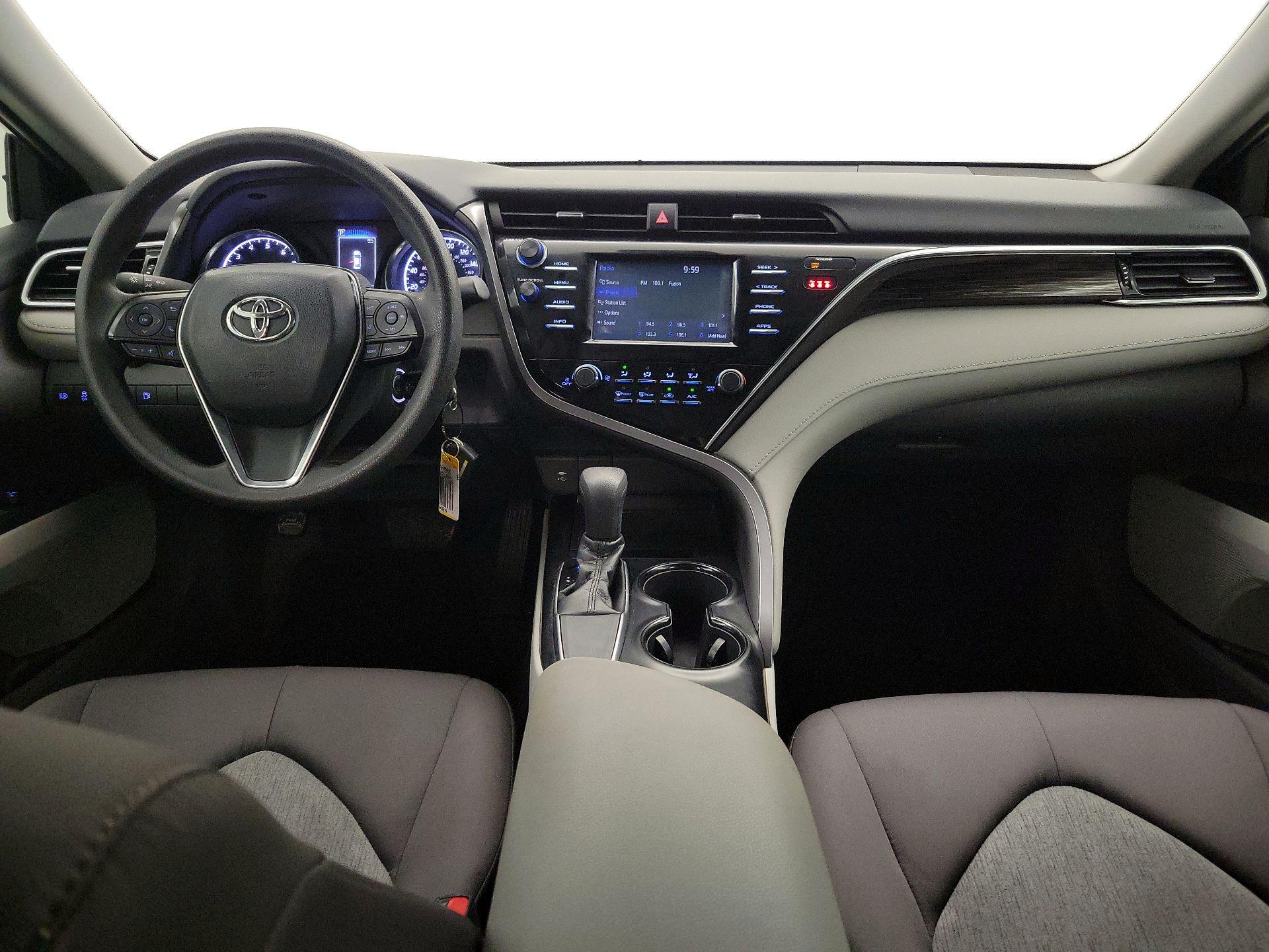 Thumbnail: 2018 Toyota Camry - 9