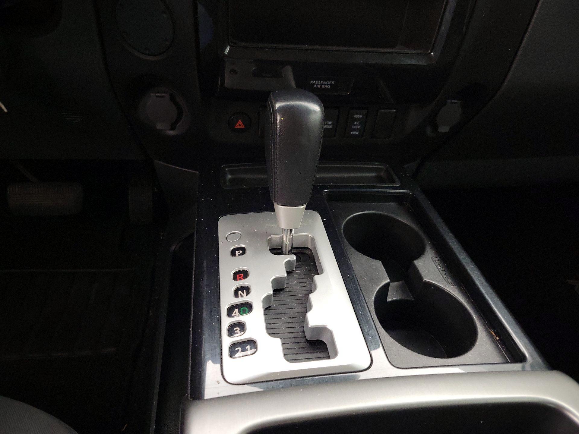 Thumbnail: 2015 Nissan Titan - 17