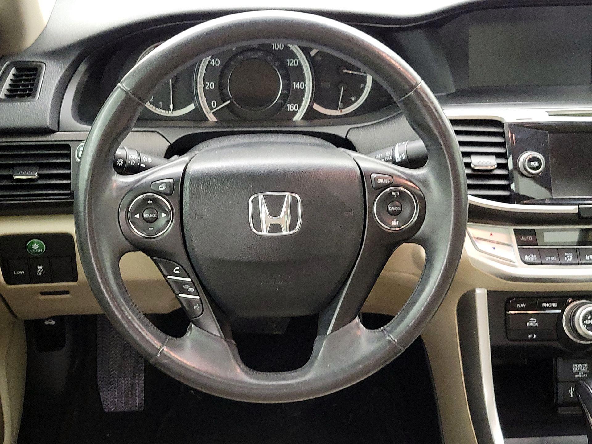 Thumbnail: 2013 Honda Accord - 10