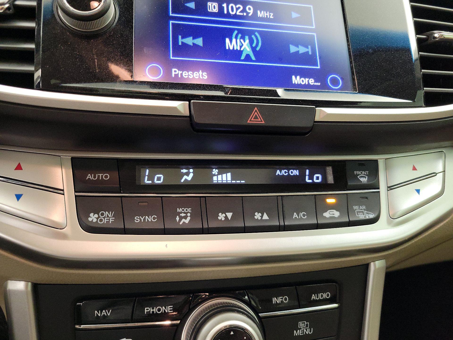 Thumbnail: 2013 Honda Accord - 16