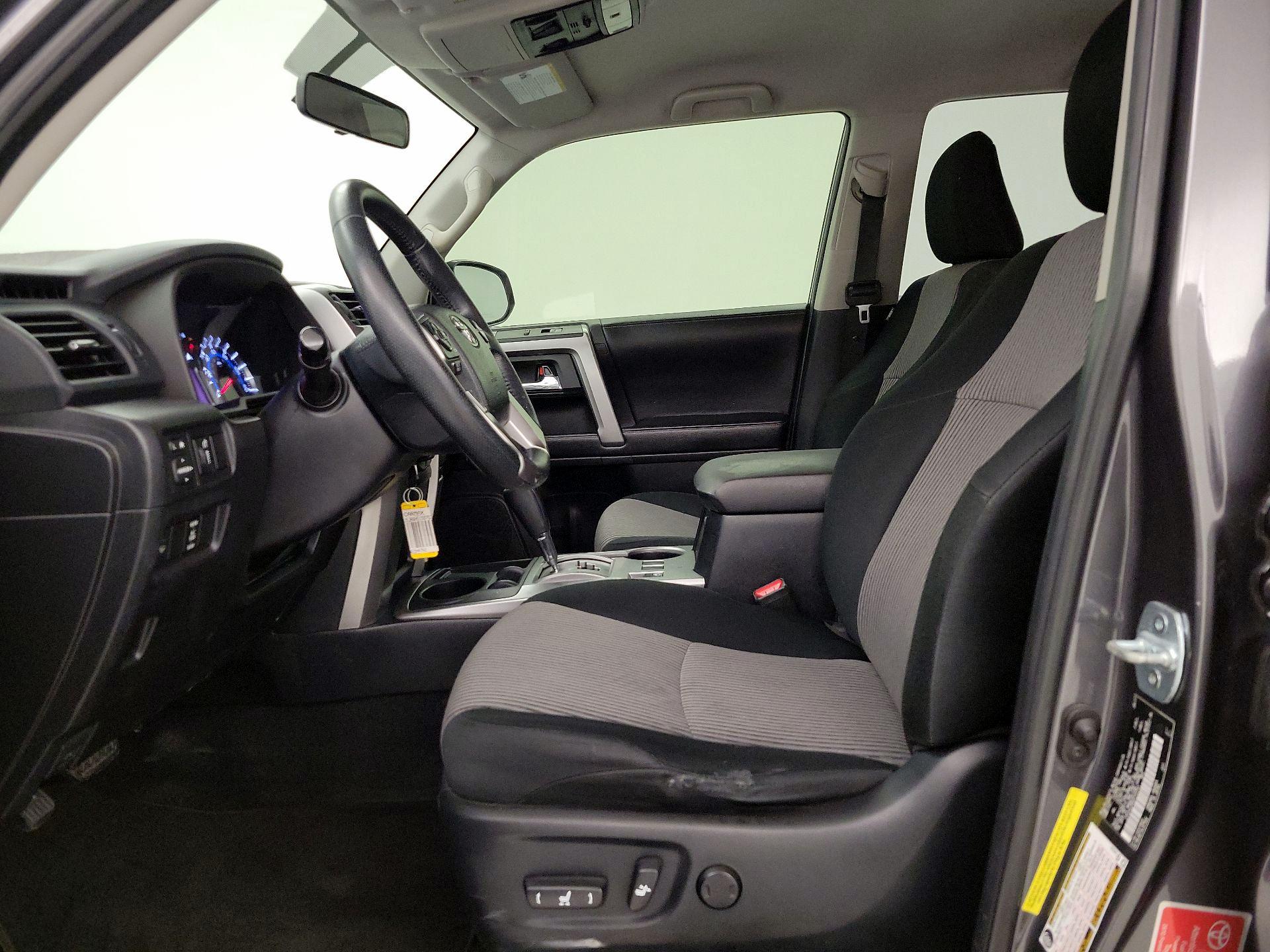 Thumbnail: 2017 Toyota 4Runner - 11