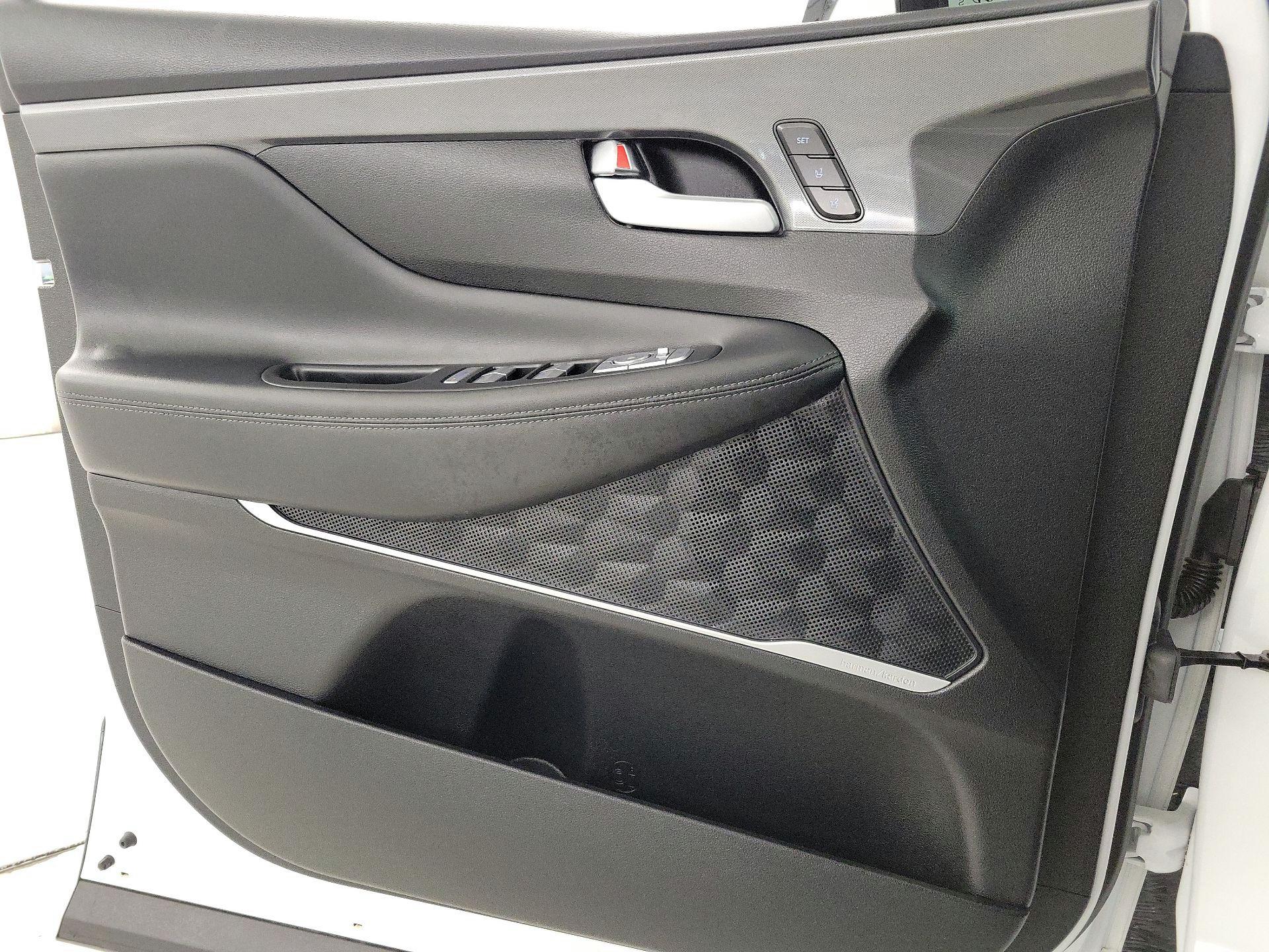 Thumbnail: 2021 Hyundai Santa Fe - 12