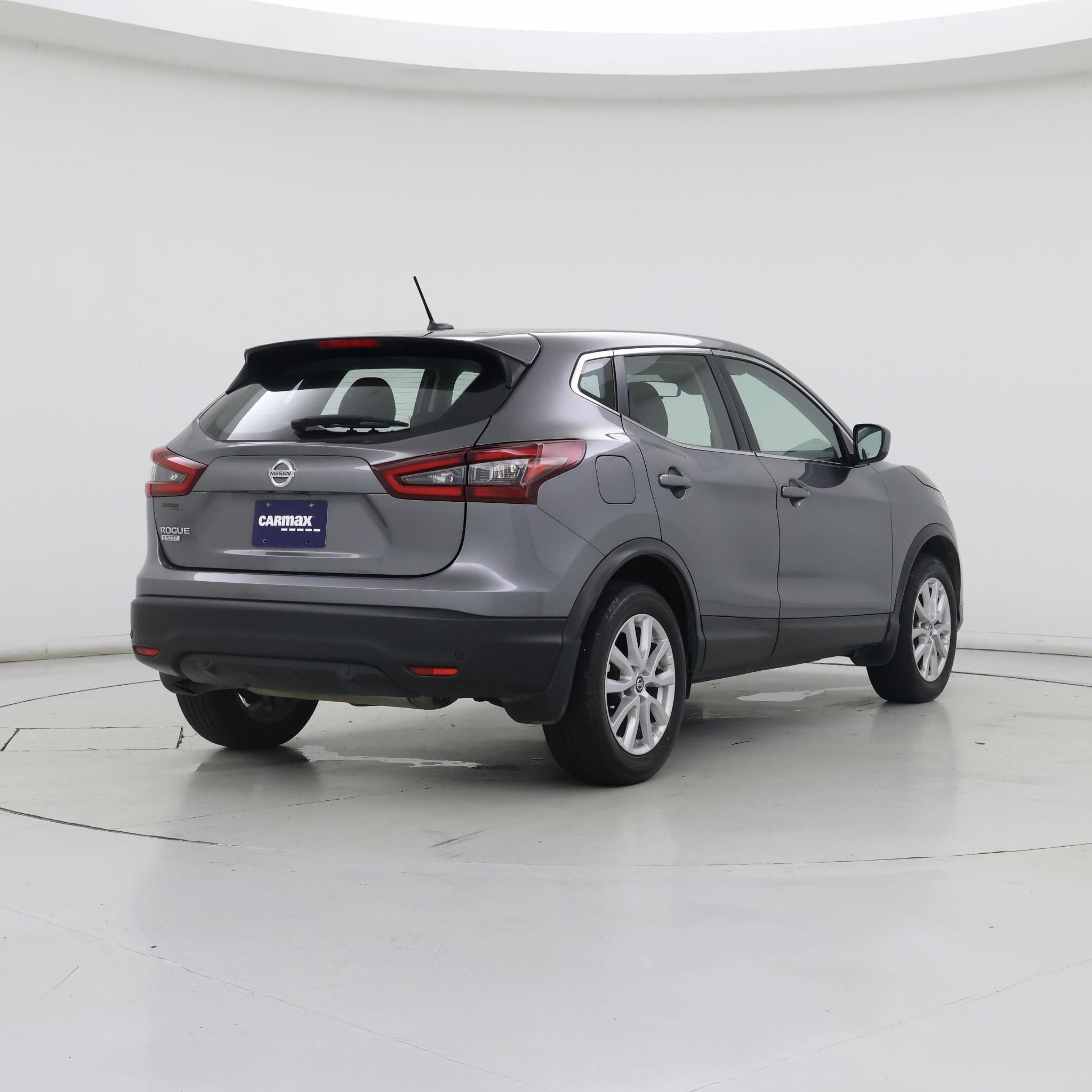 Thumbnail: 2021 Nissan Rogue Sport - 8