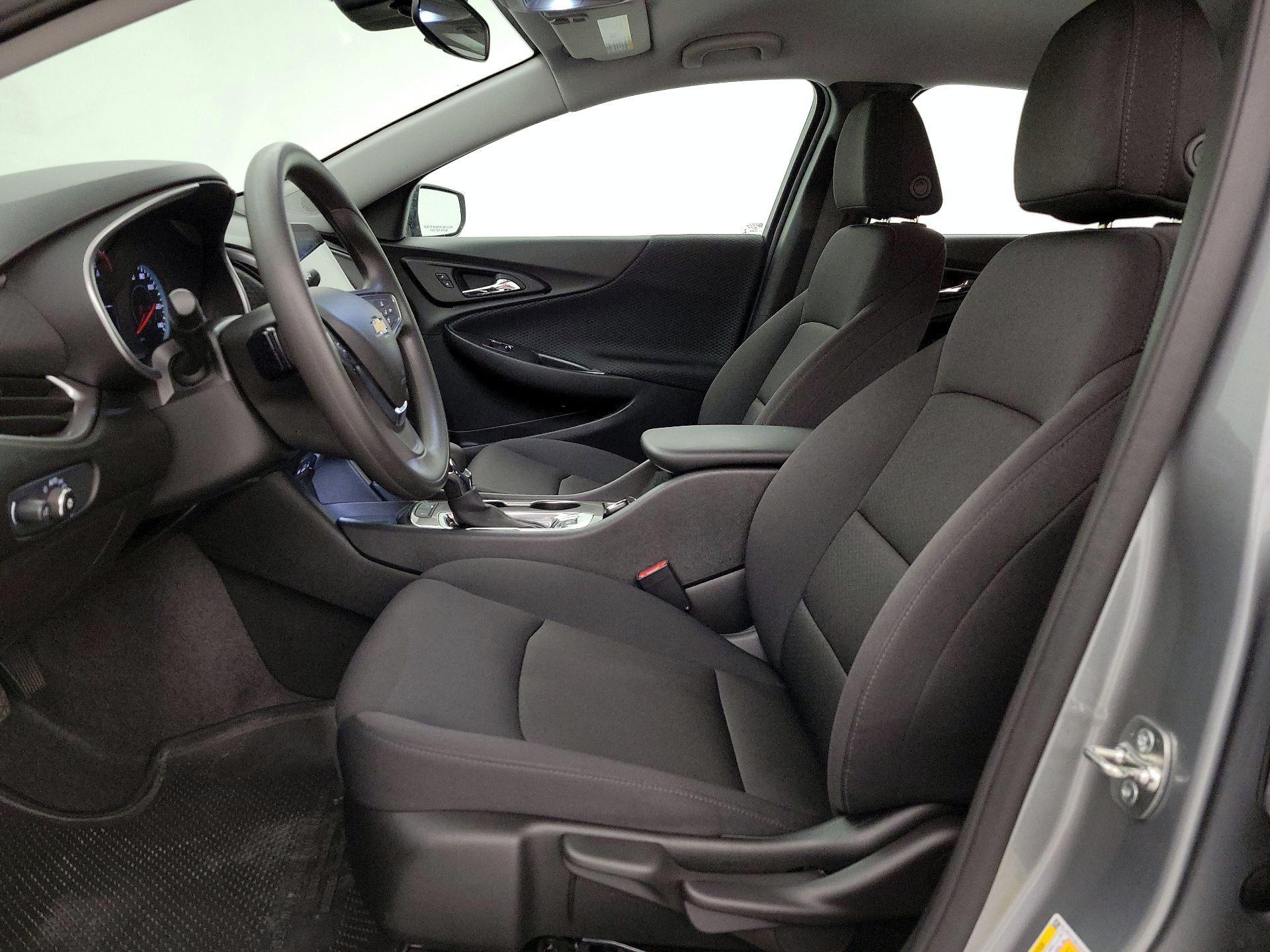 Thumbnail: 2024 Chevrolet Malibu - 11