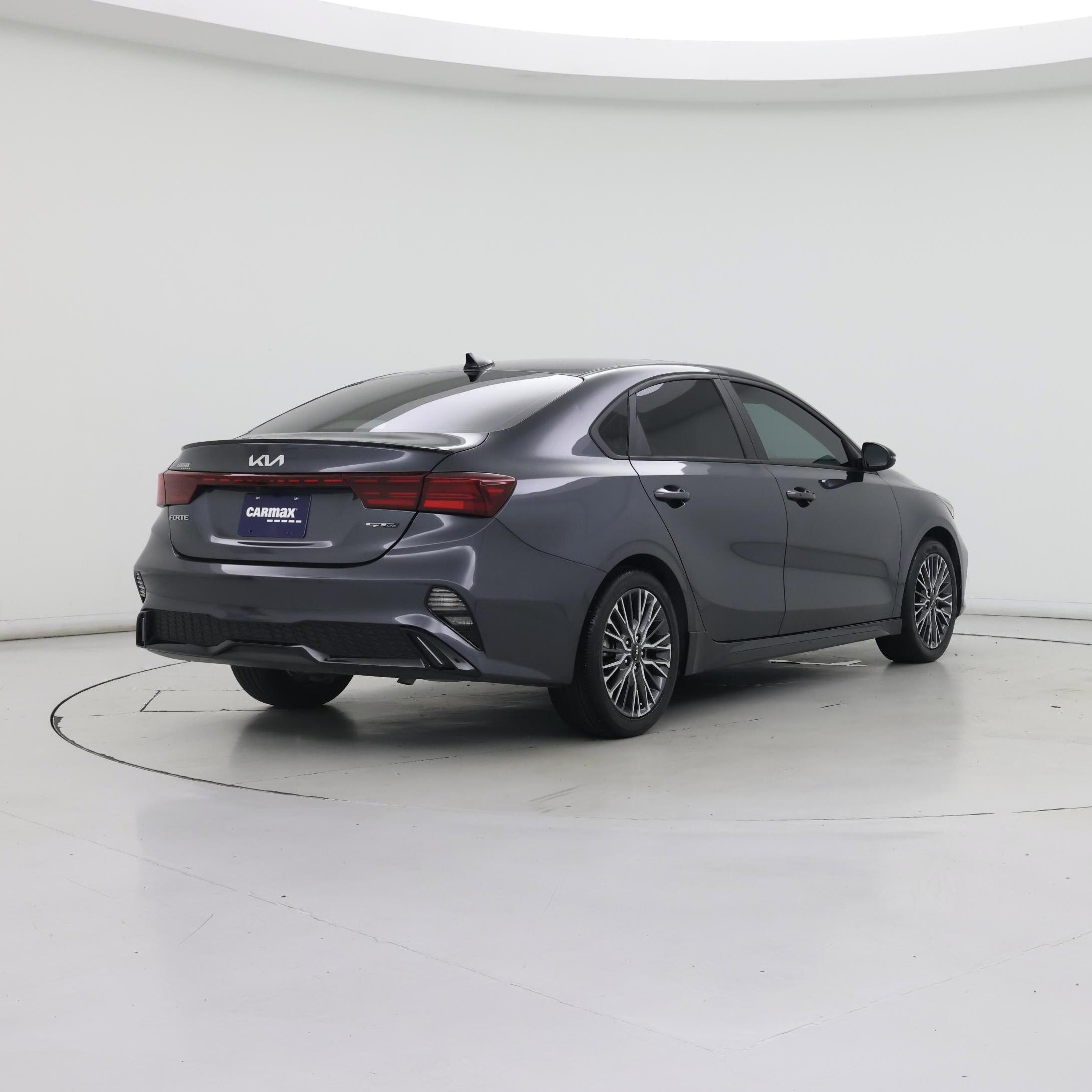 Thumbnail: 2023 Kia Forte - 8