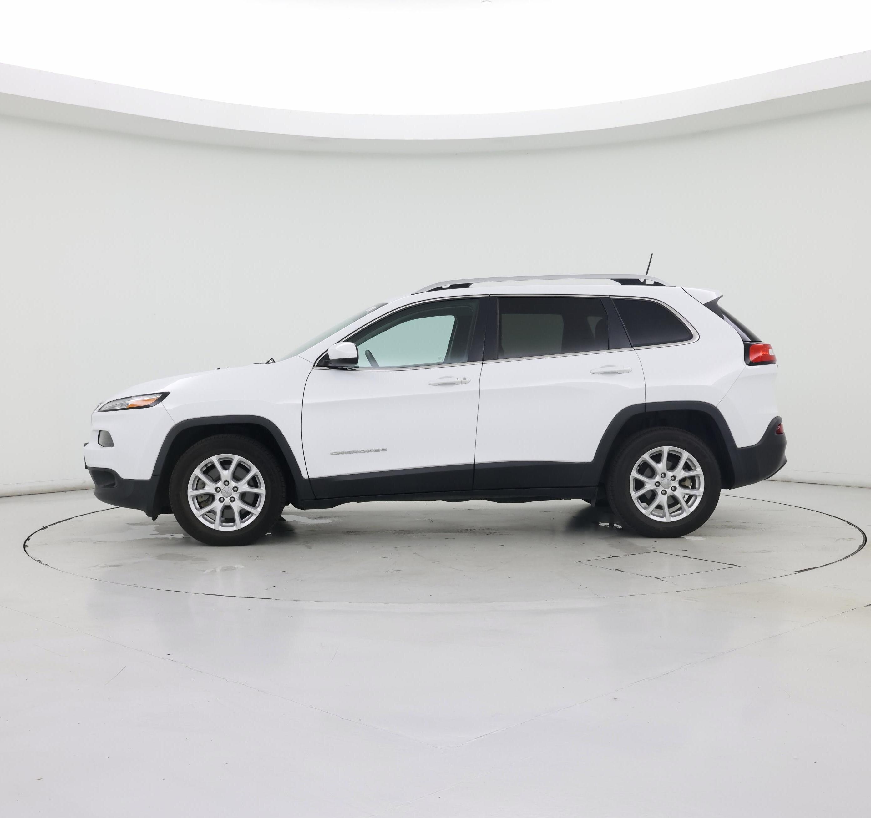 Thumbnail: 2018 Jeep Cherokee - 3