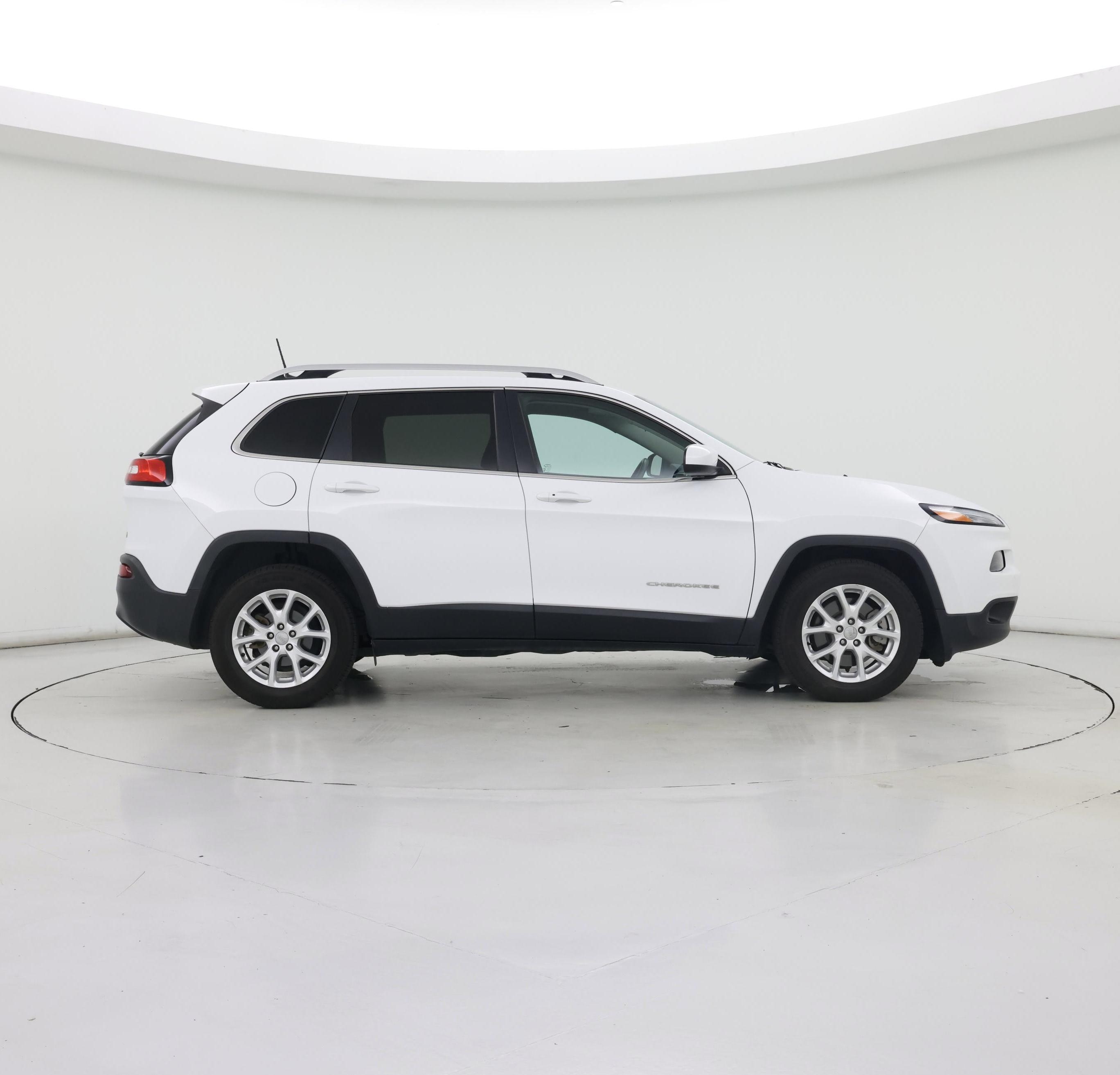 Thumbnail: 2018 Jeep Cherokee - 7