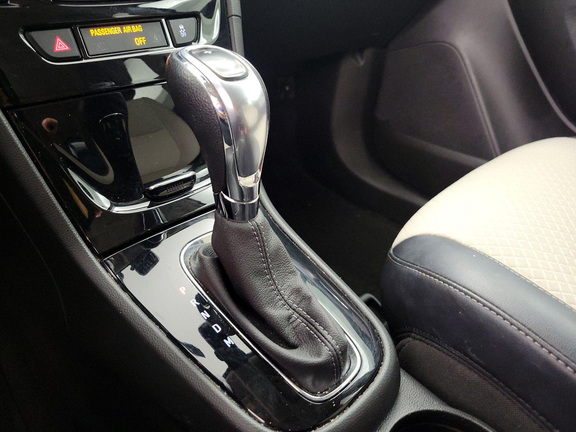 Thumbnail: 2019 Buick Encore - 18