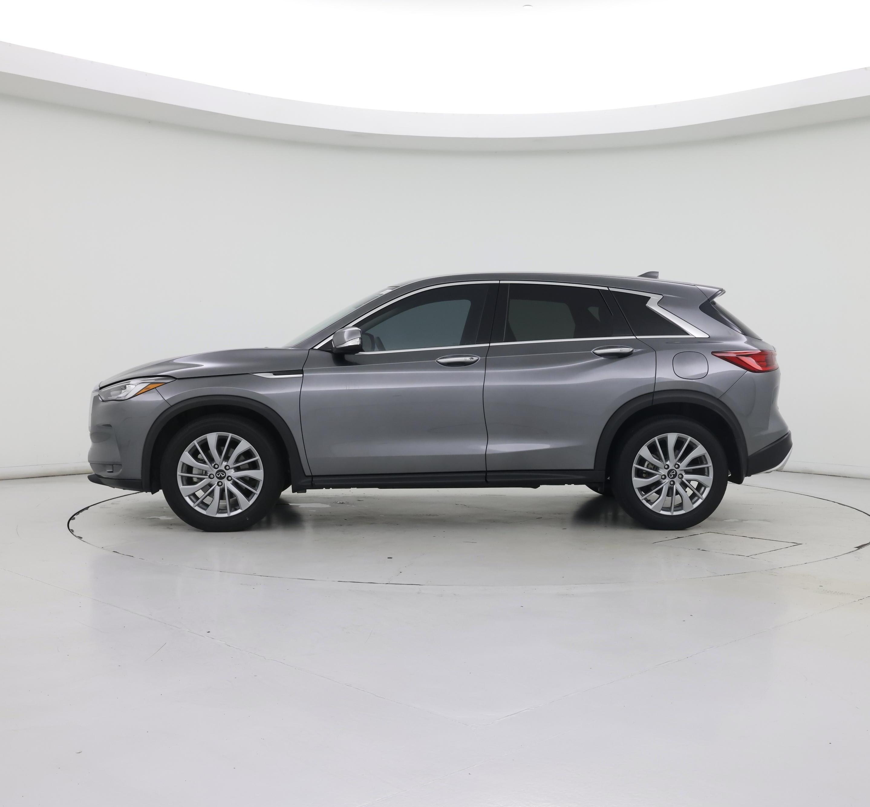 Thumbnail: 2023 INFINITI QX50 - 3