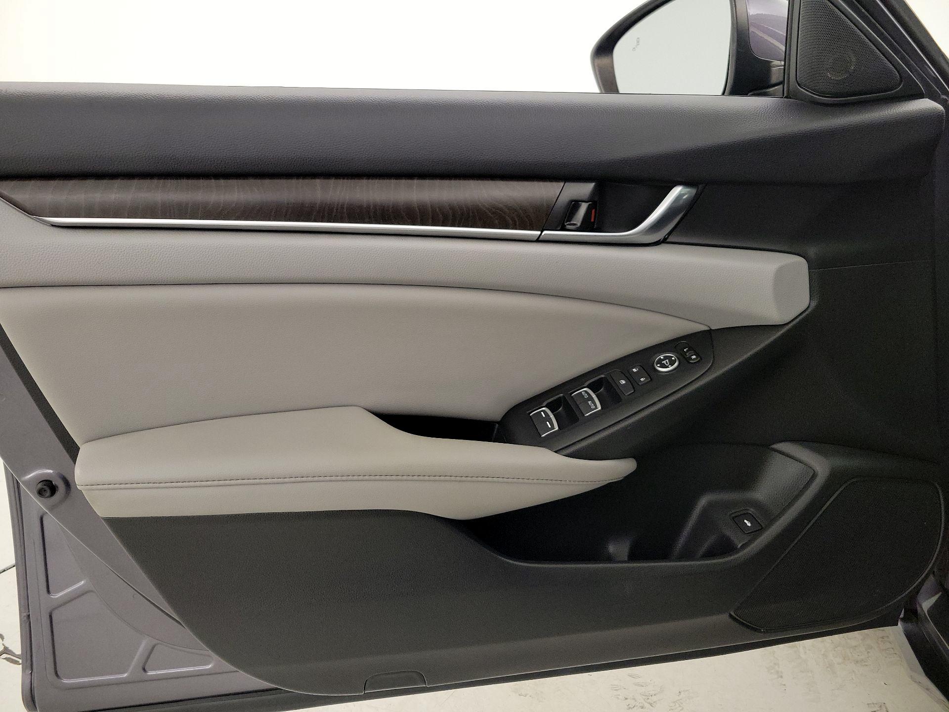 Thumbnail: 2019 Honda Accord - 12