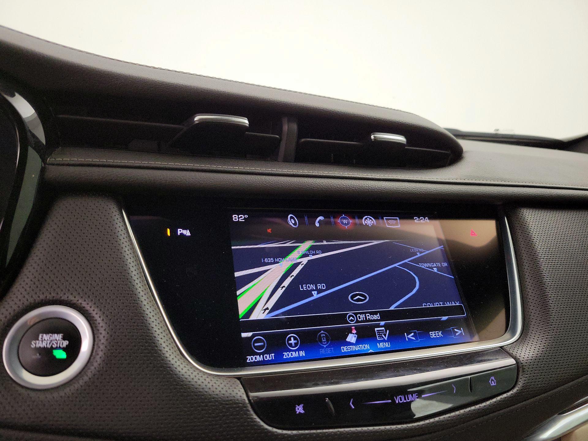 Thumbnail: 2017 Cadillac XT5 - 14