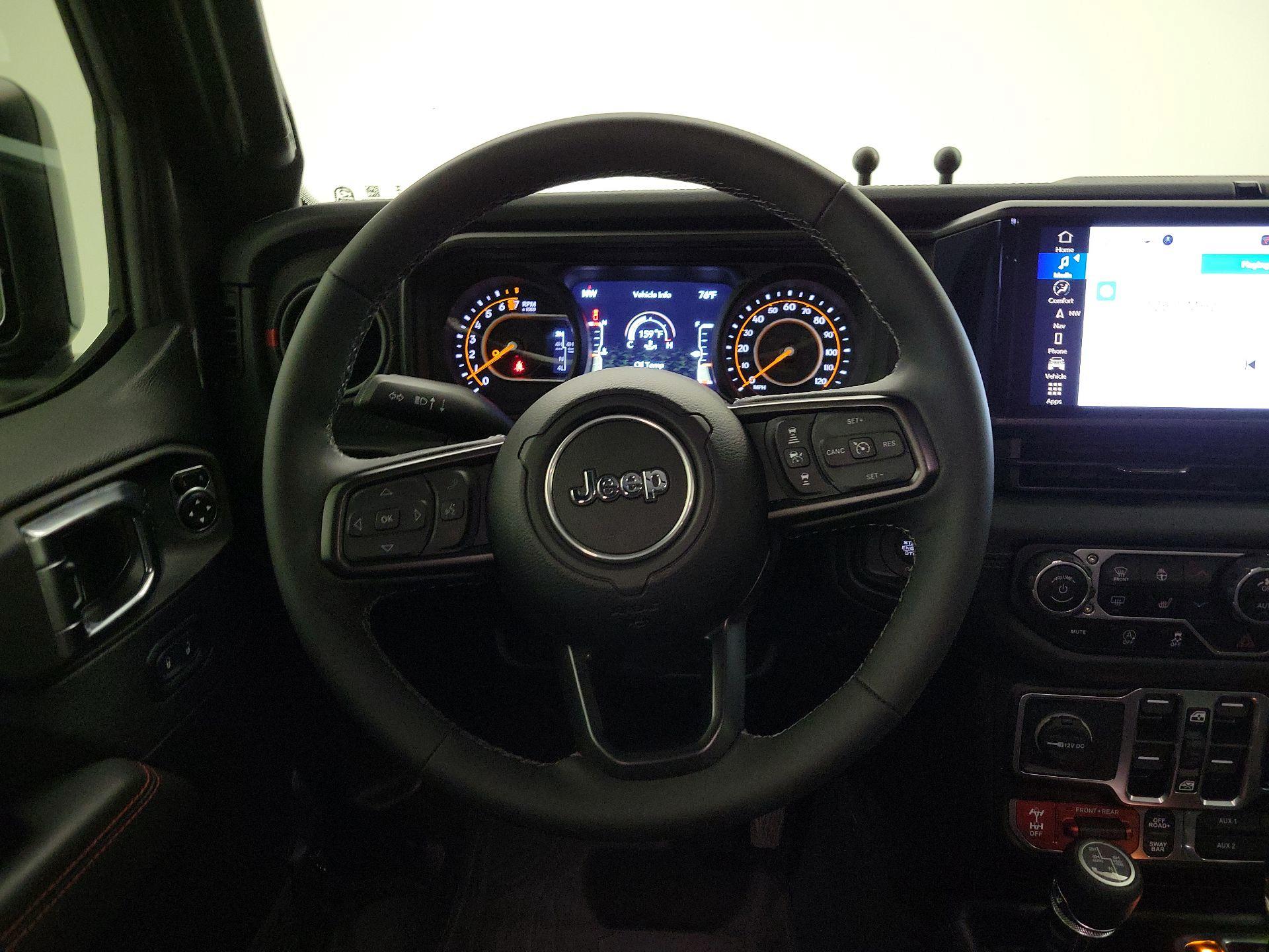Thumbnail: 2025 Jeep Gladiator - 10